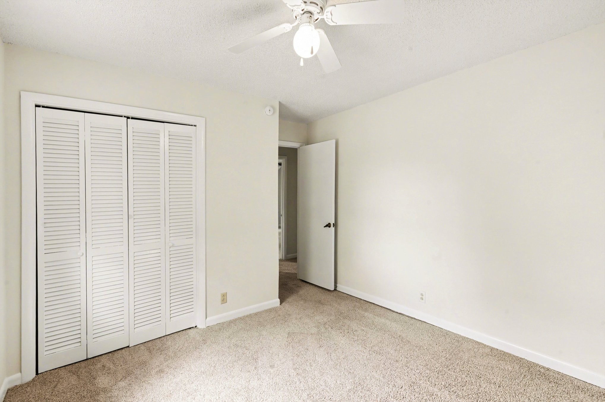 502 Maplewood Dr