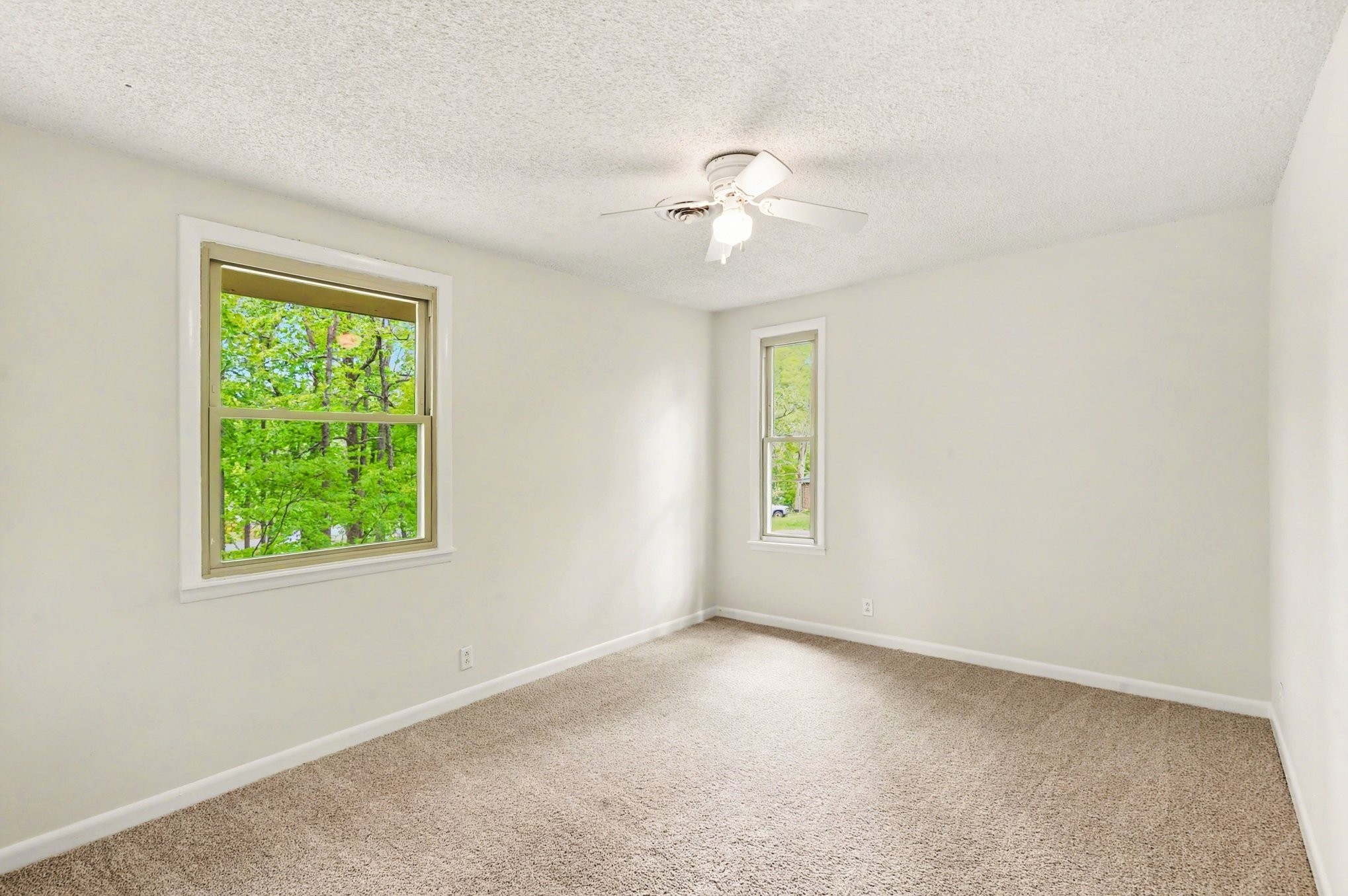 502 Maplewood Dr