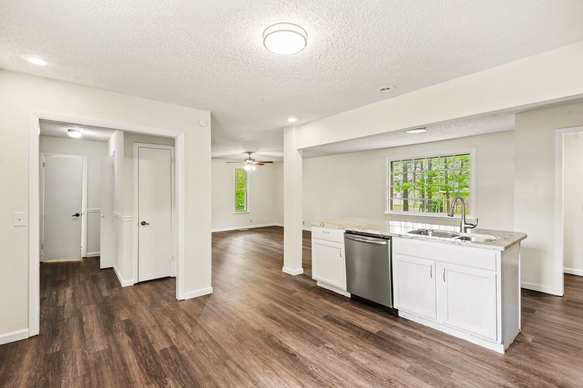 502 Maplewood Dr