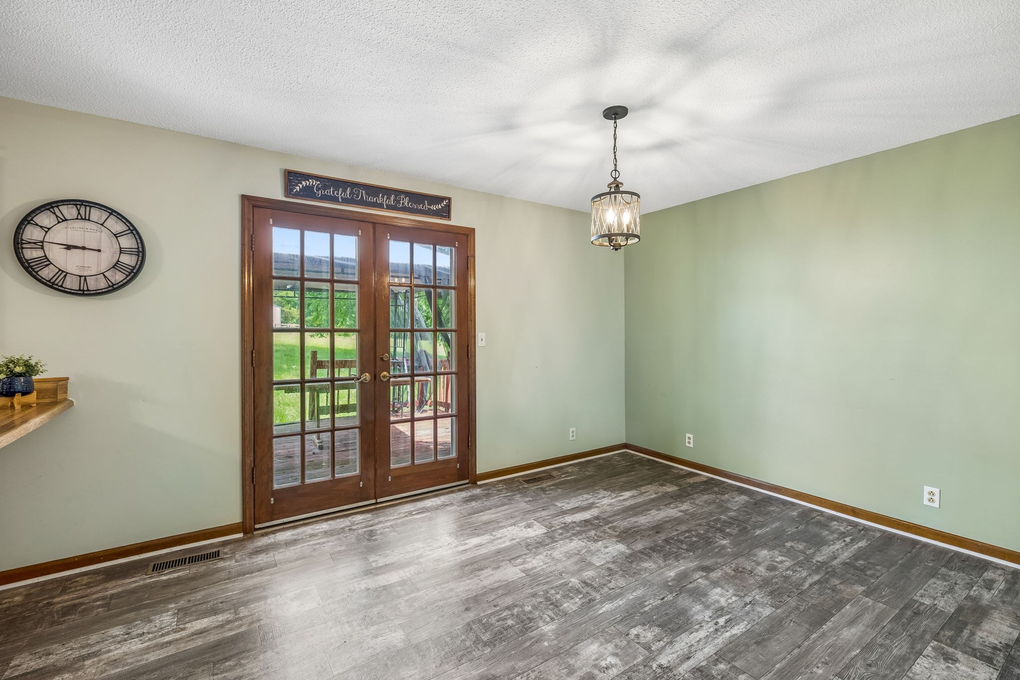 1533 Iron Bridge Rd