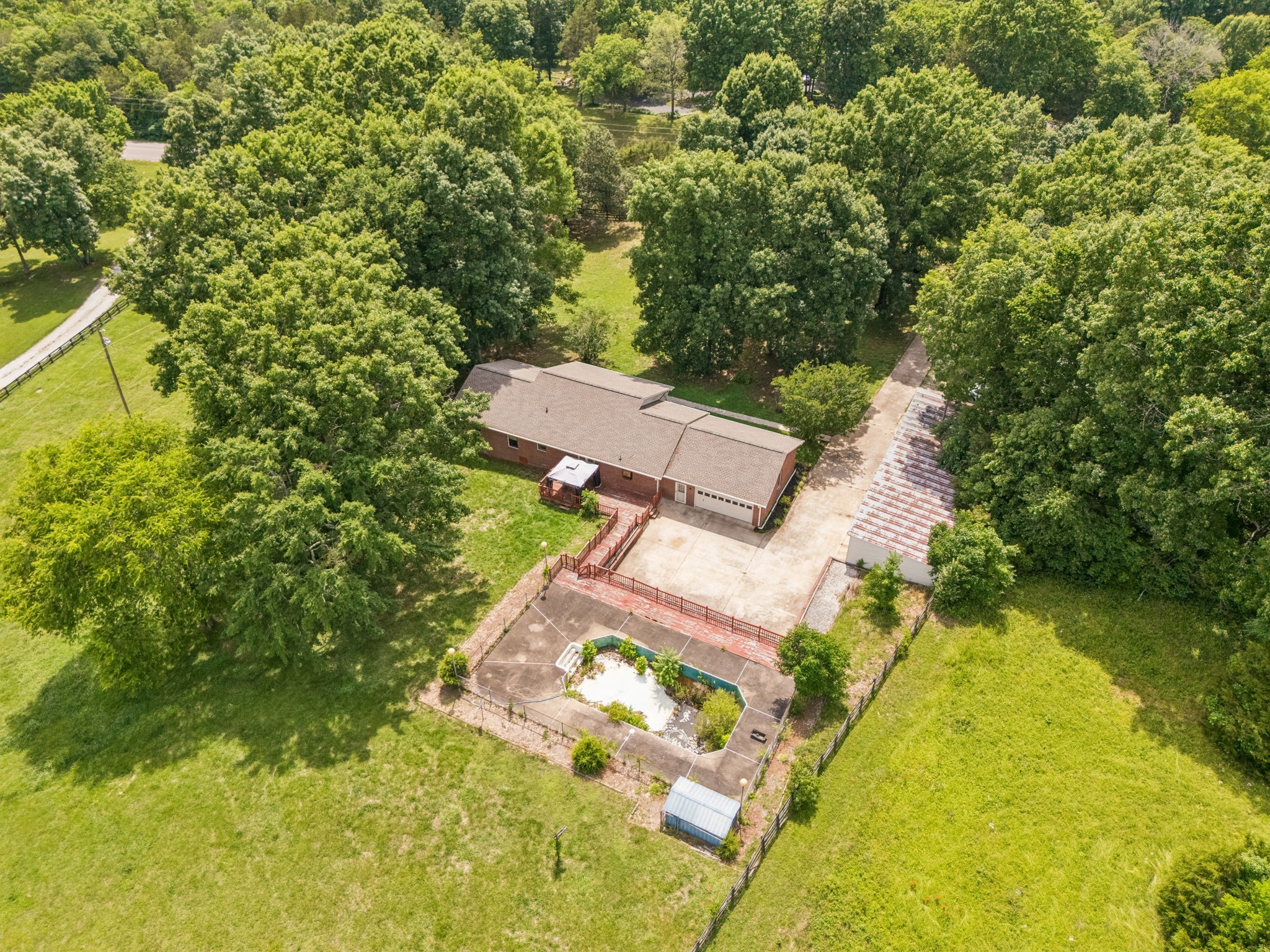 1533 Iron Bridge Rd