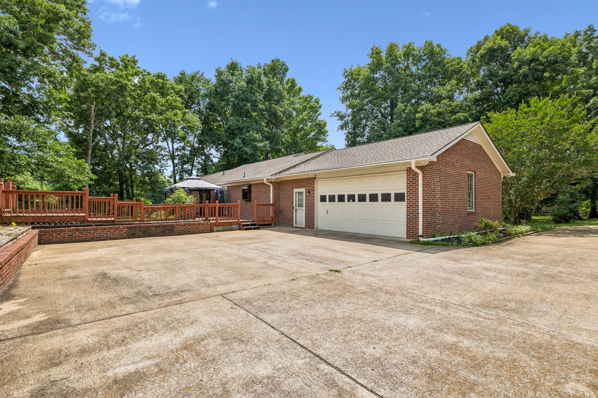 1533 Iron Bridge Rd