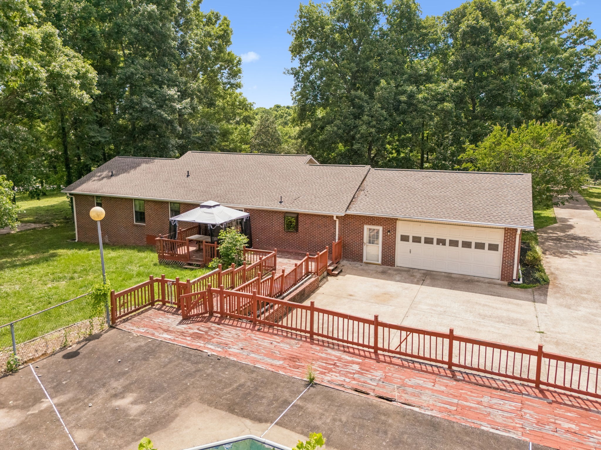 1533 Iron Bridge Rd