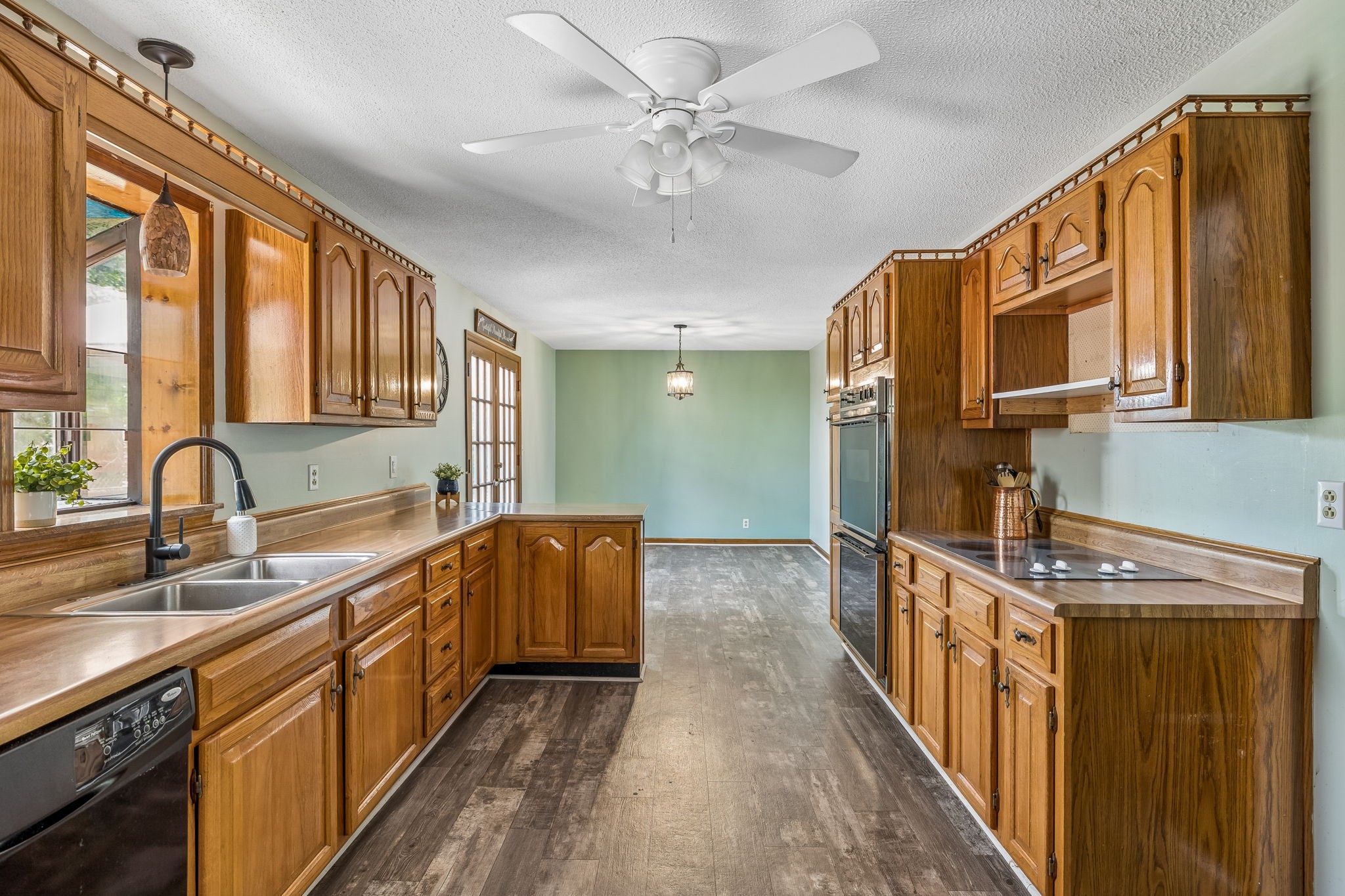 1533 Iron Bridge Rd