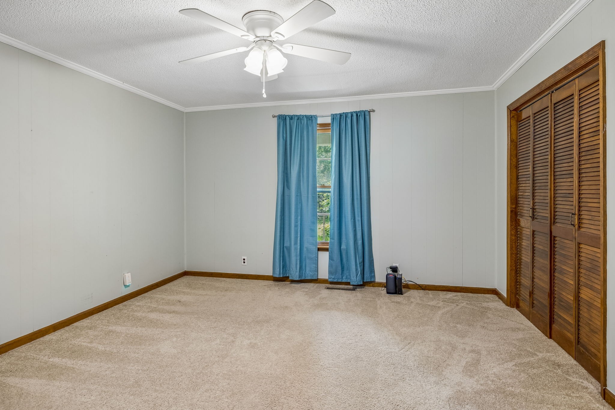 1533 Iron Bridge Rd
