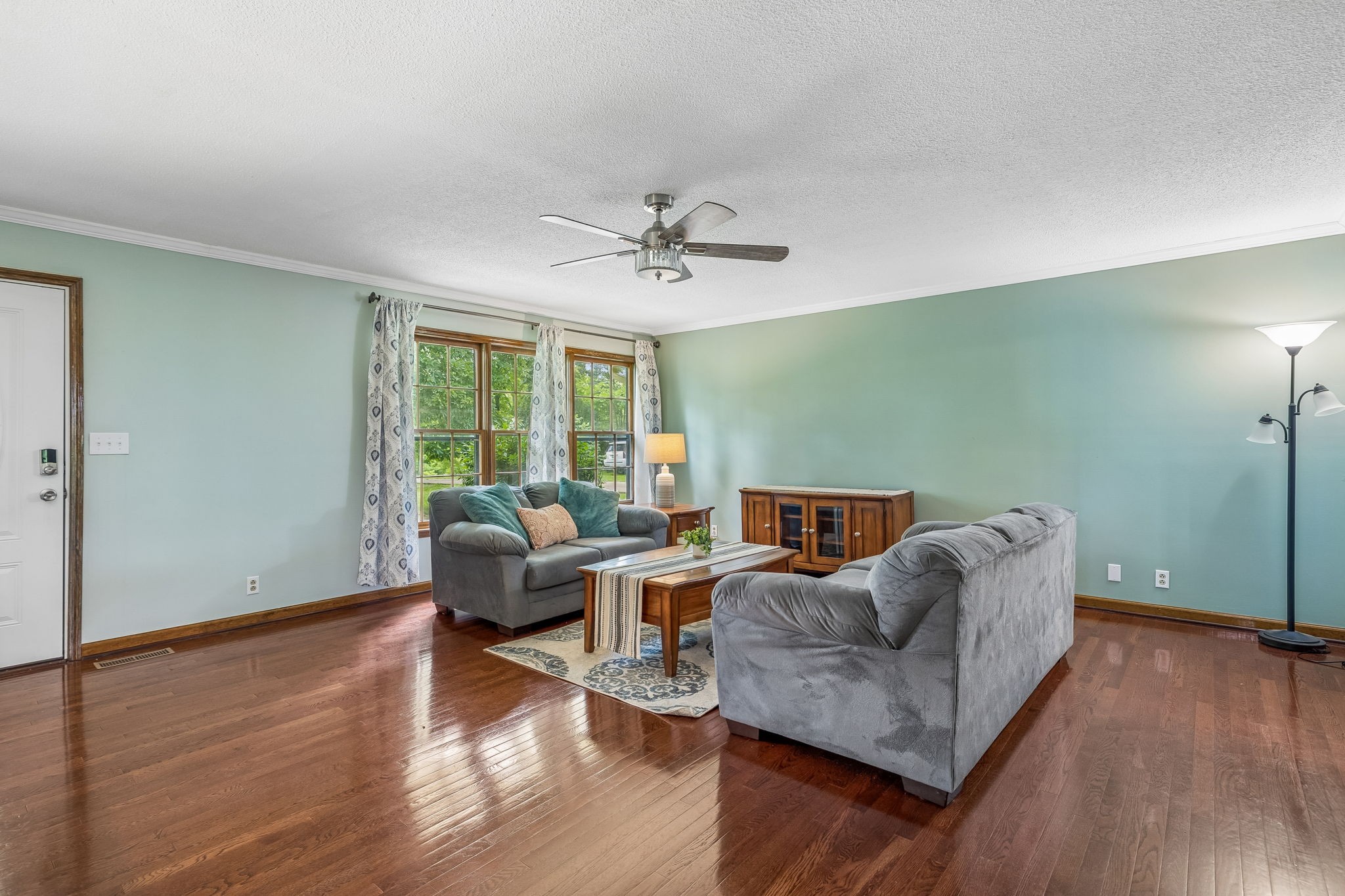 1533 Iron Bridge Rd