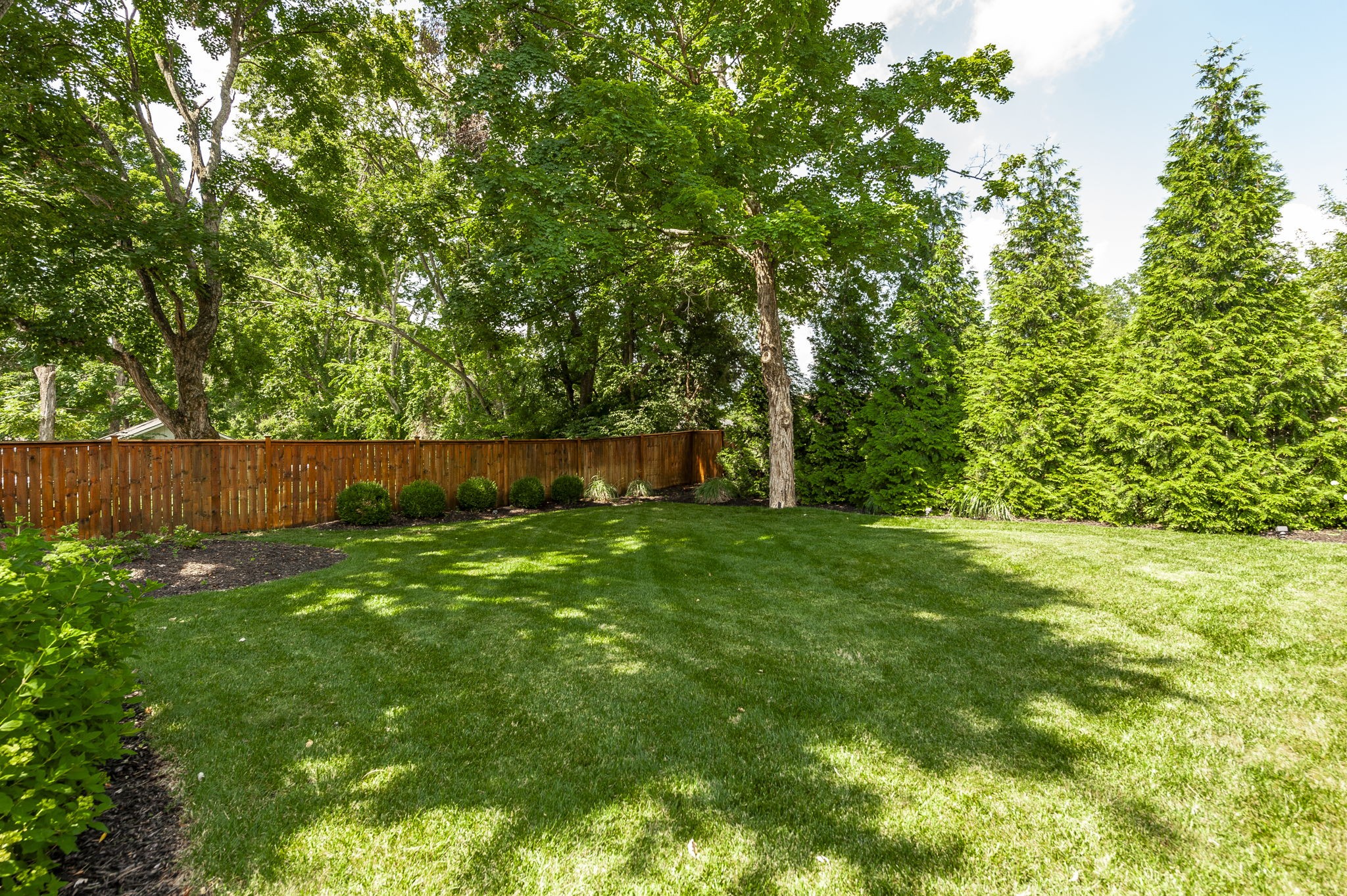 5007 Manuel Dr