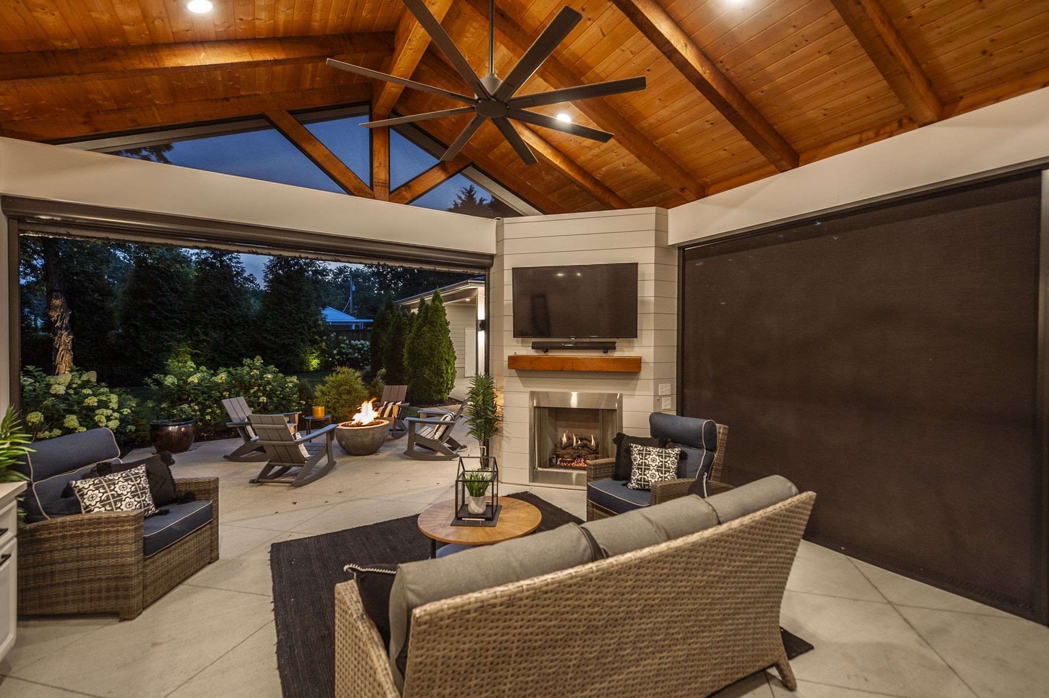 5007 Manuel Dr