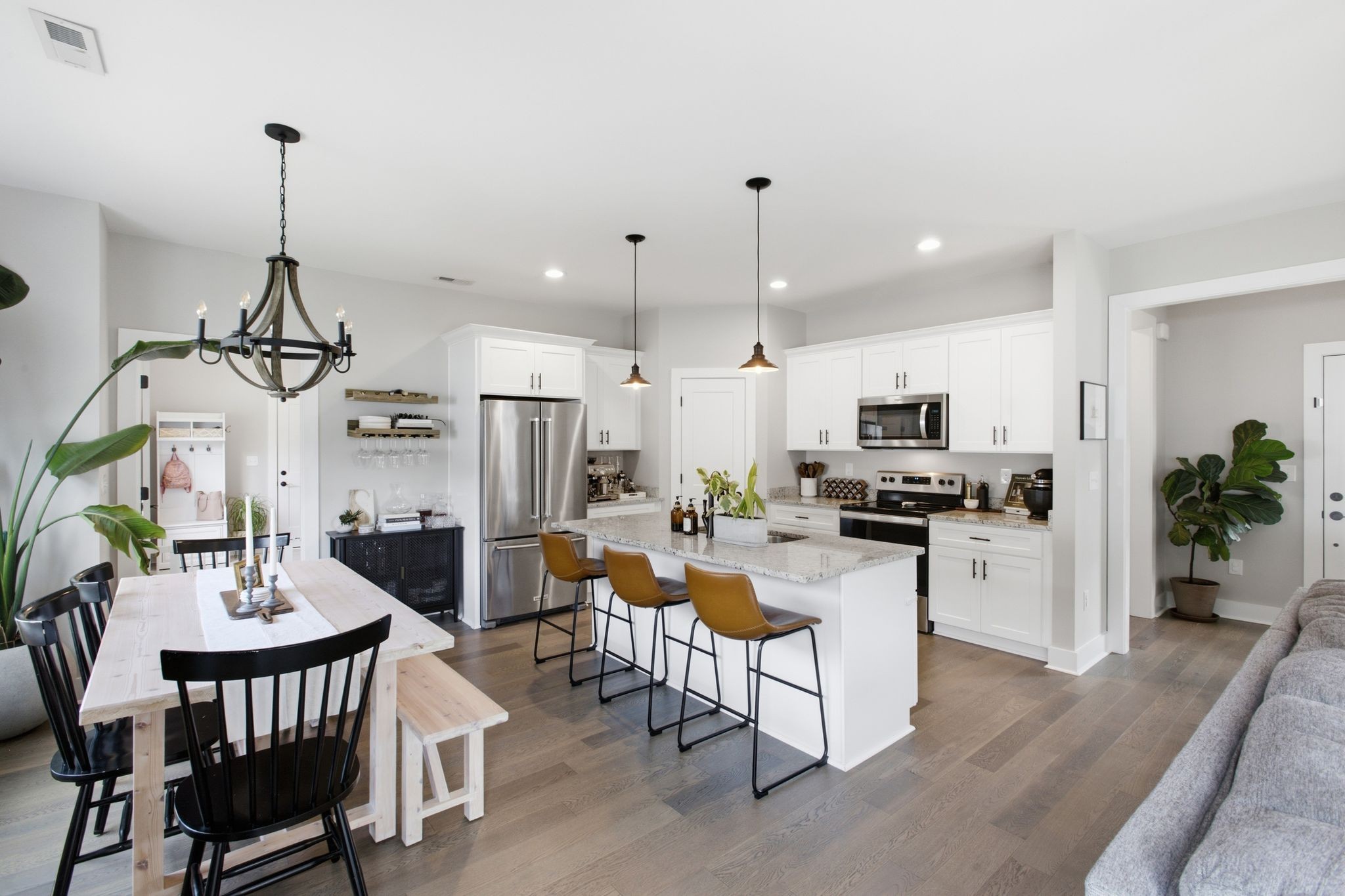 1005 Sycamore Rdg, E