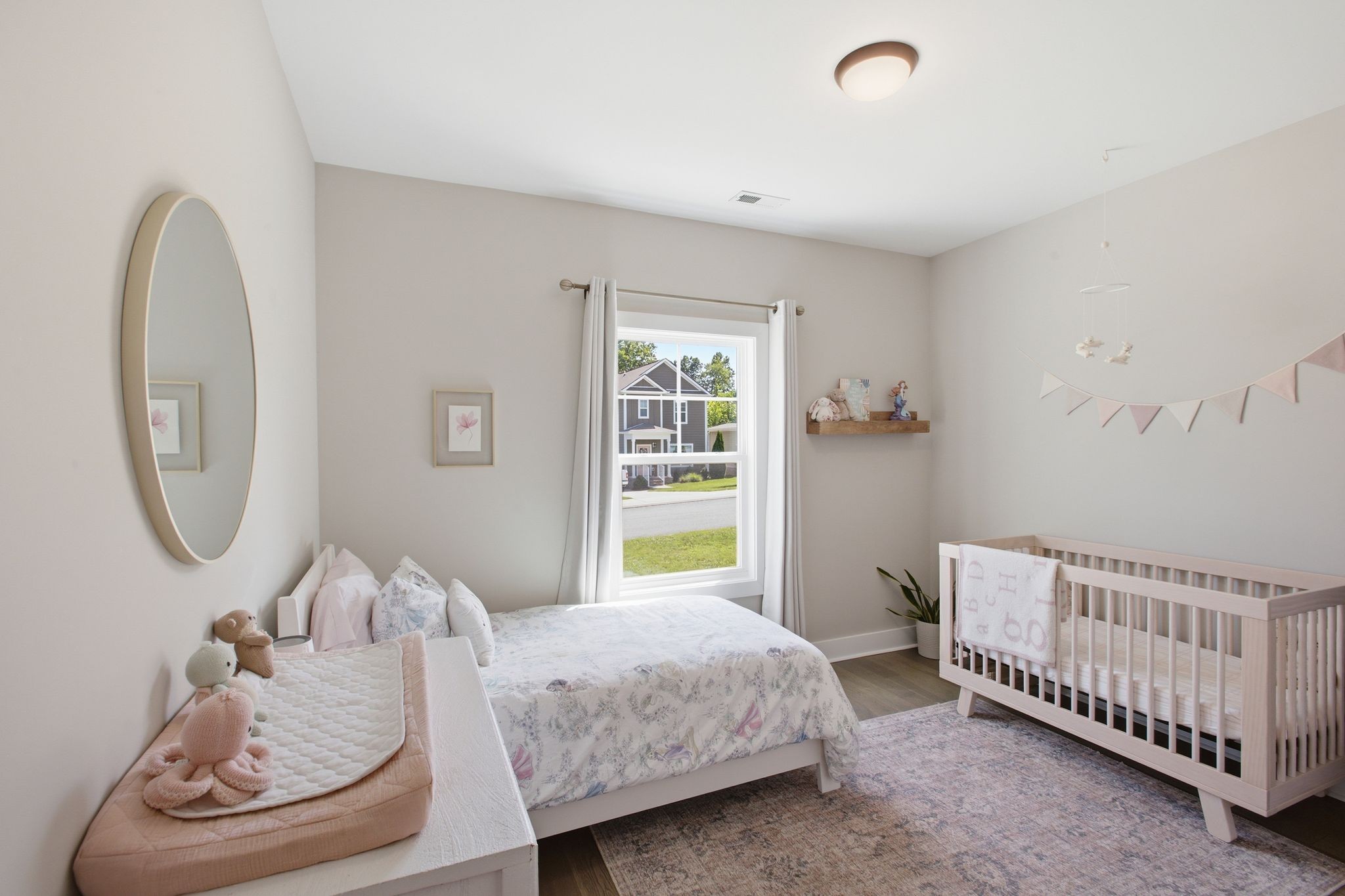 1005 Sycamore Rdg, E