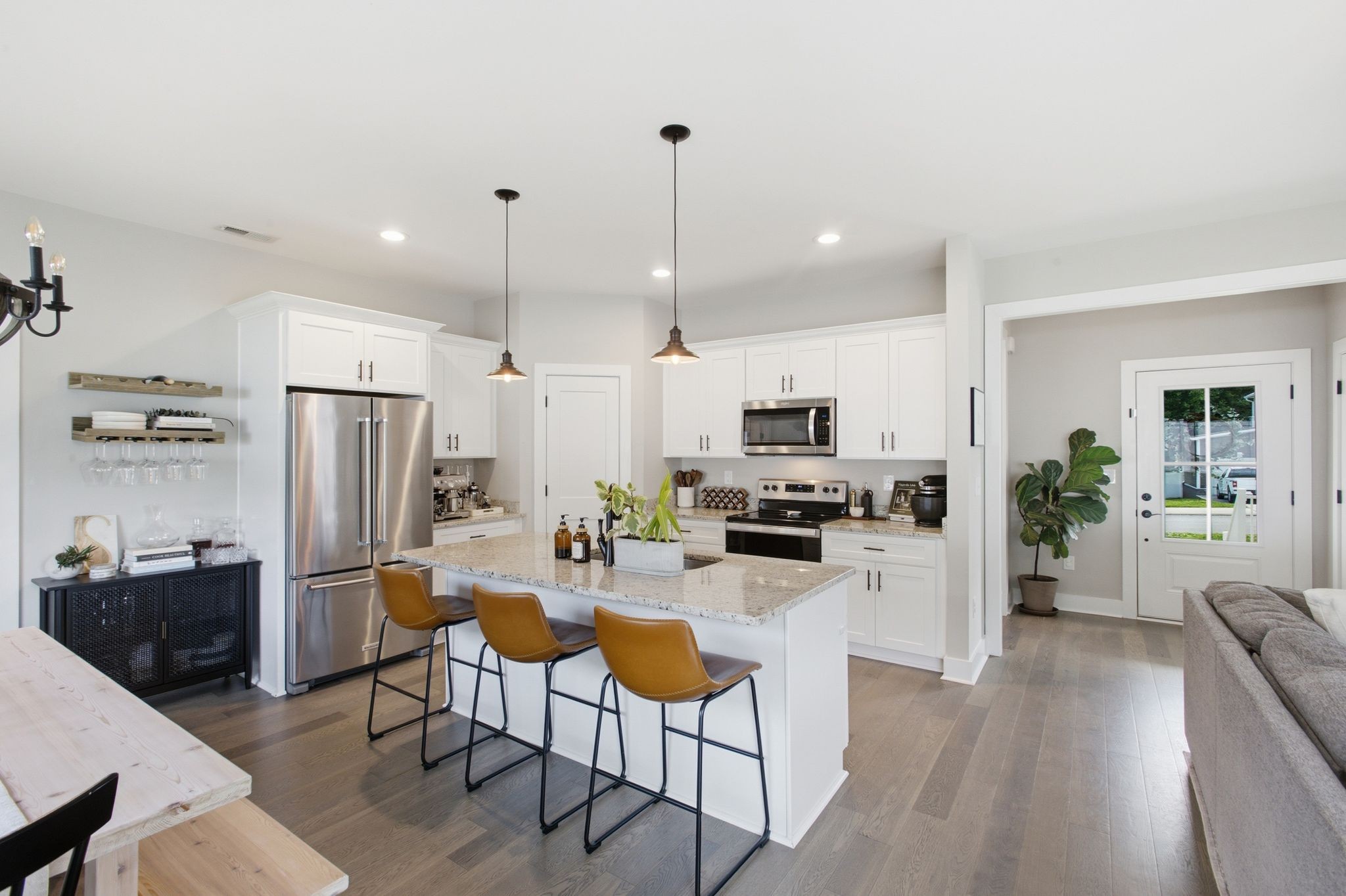 1005 Sycamore Rdg, E