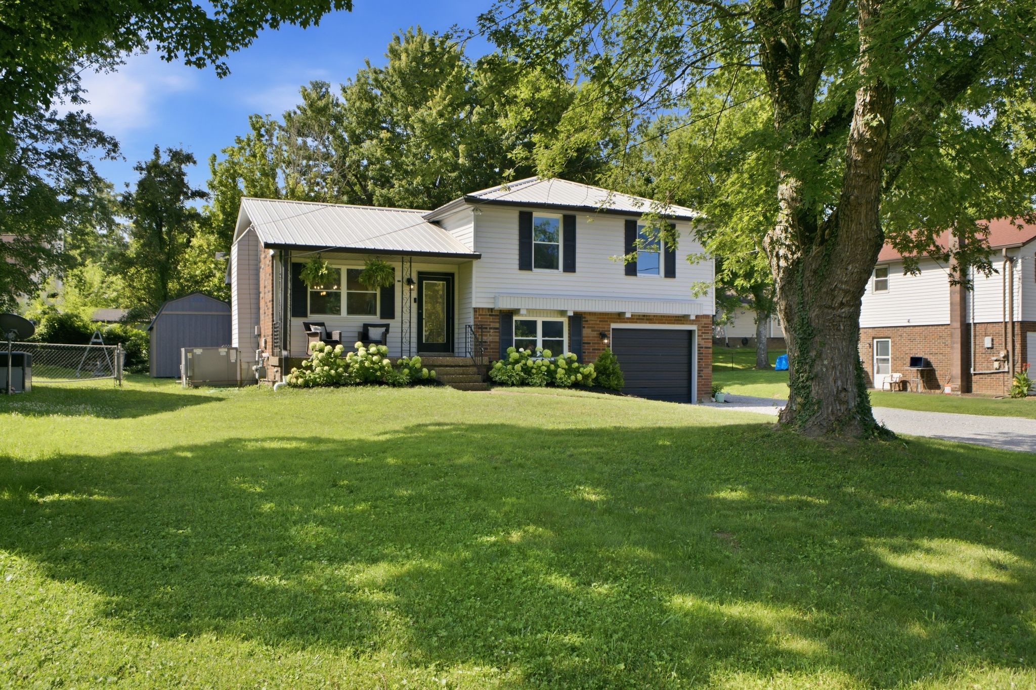 114 Flintlock Dr