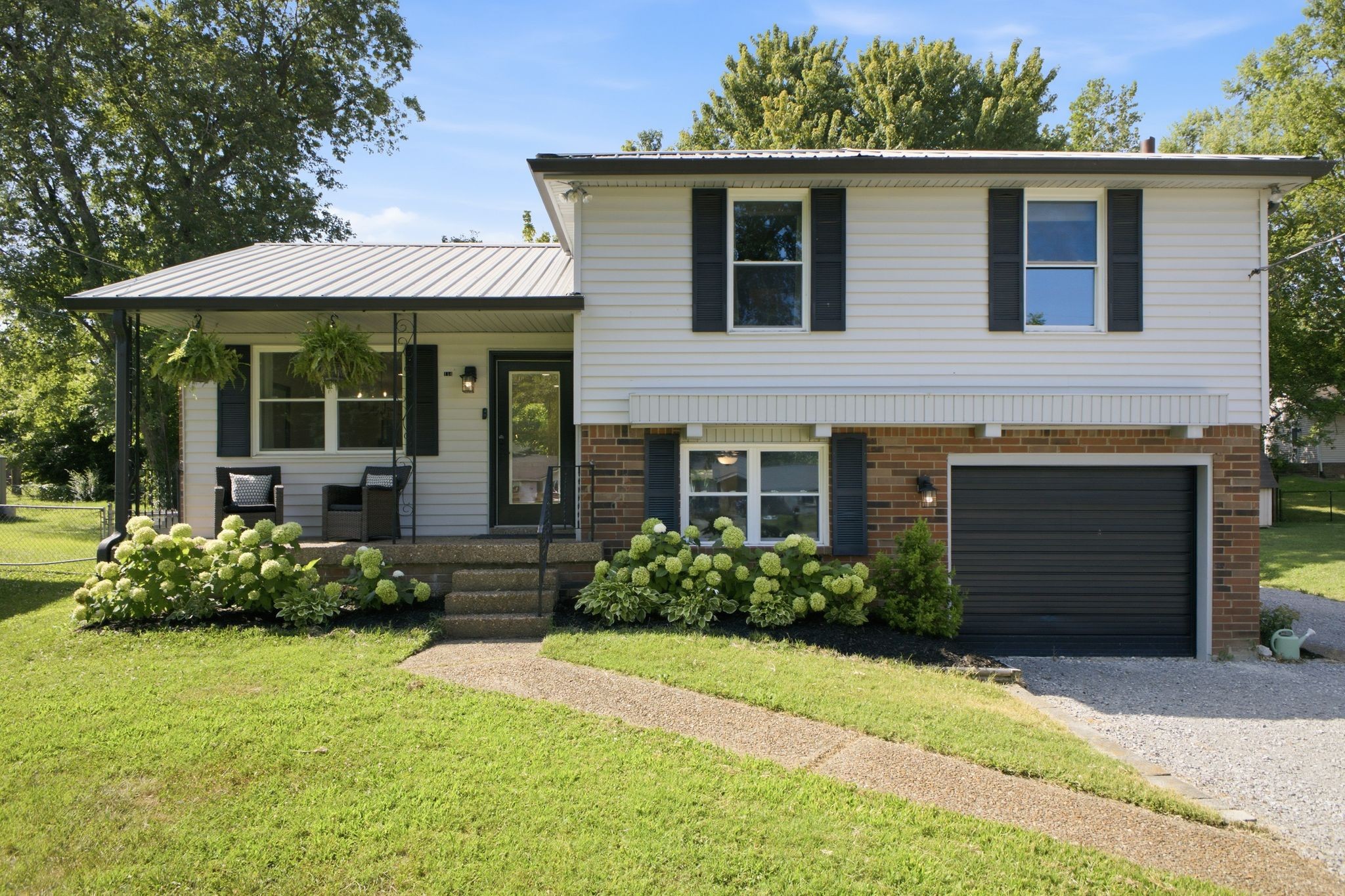 114 Flintlock Dr