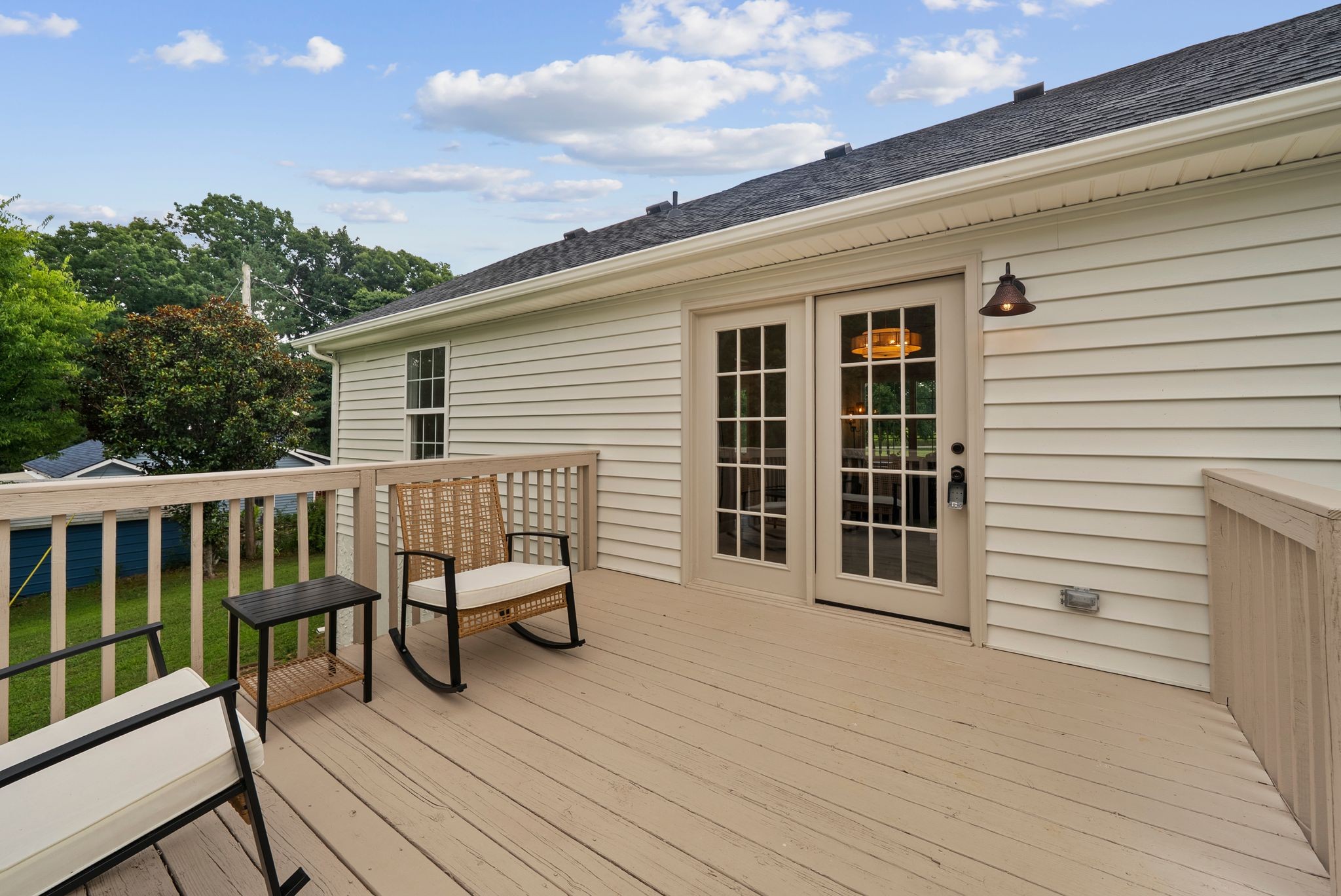 1132 Peter Pond Rd
