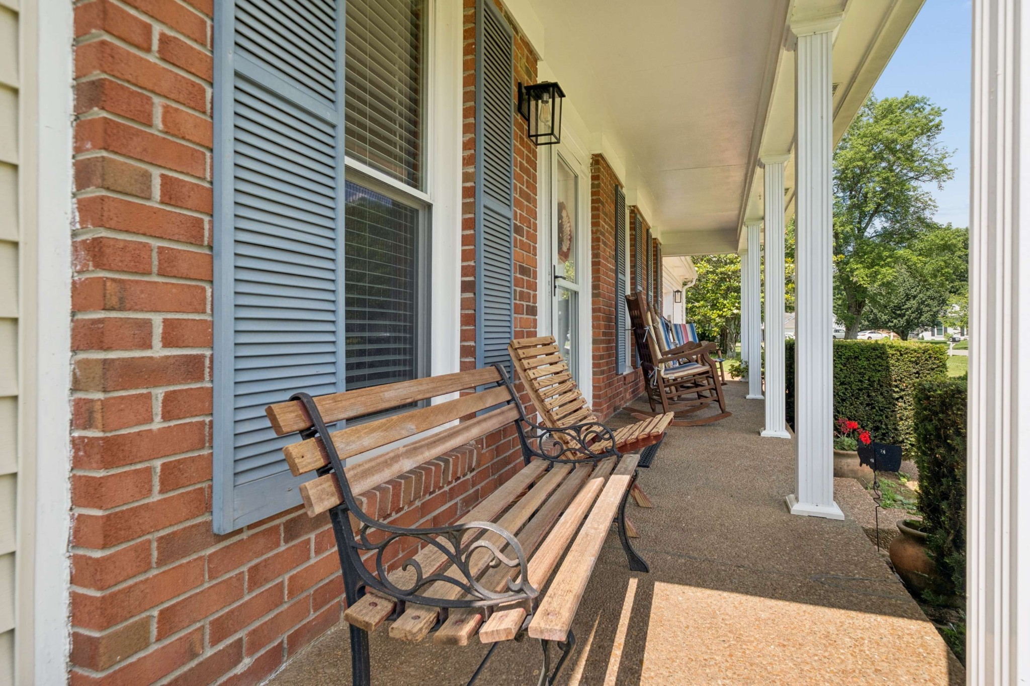 504 Riverview Dr