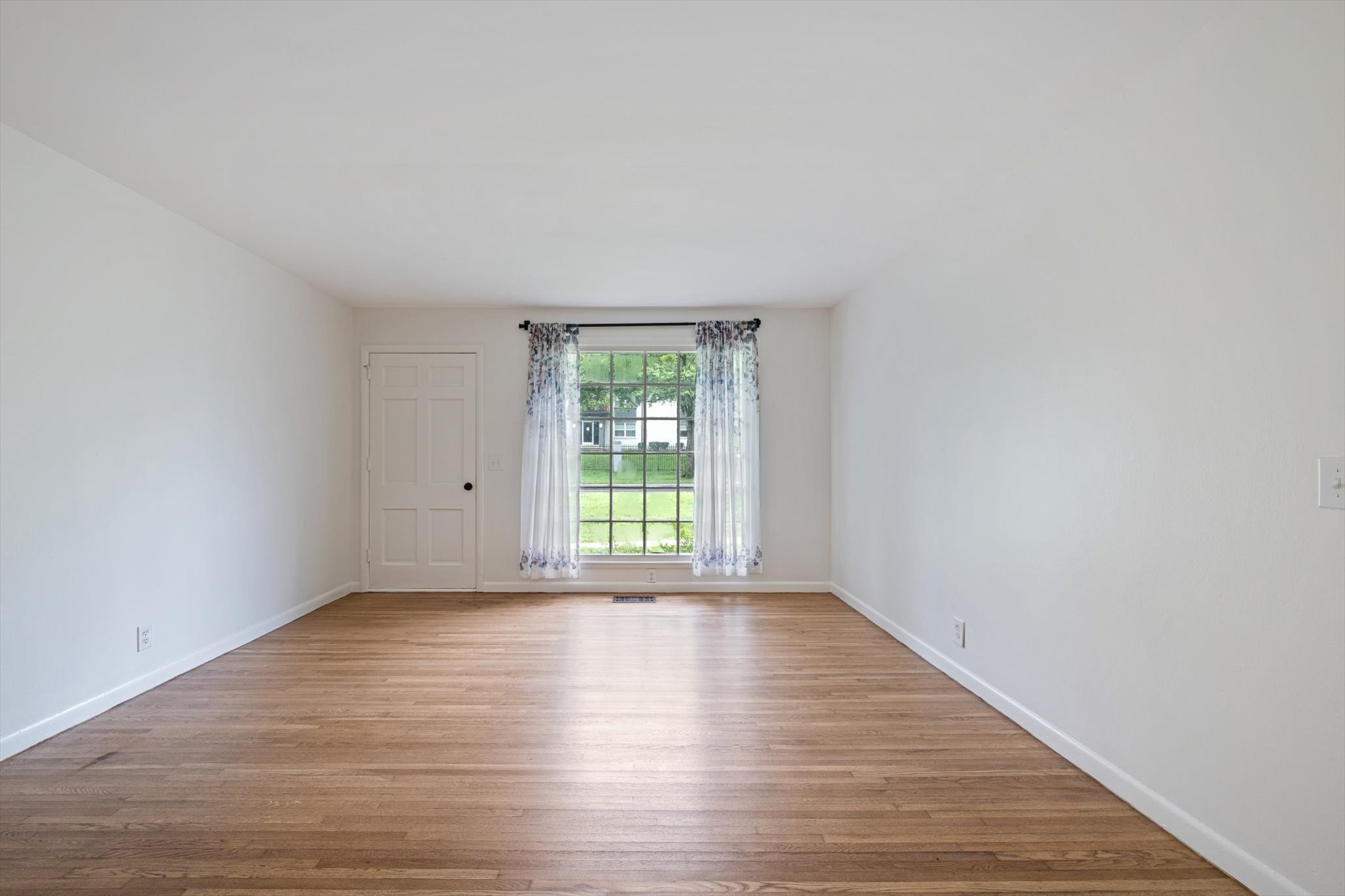 4981 Edmondson Pike
