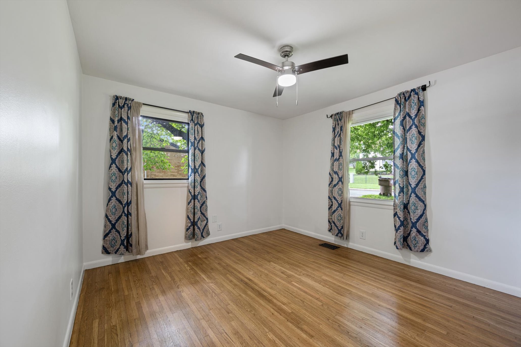 4981 Edmondson Pike