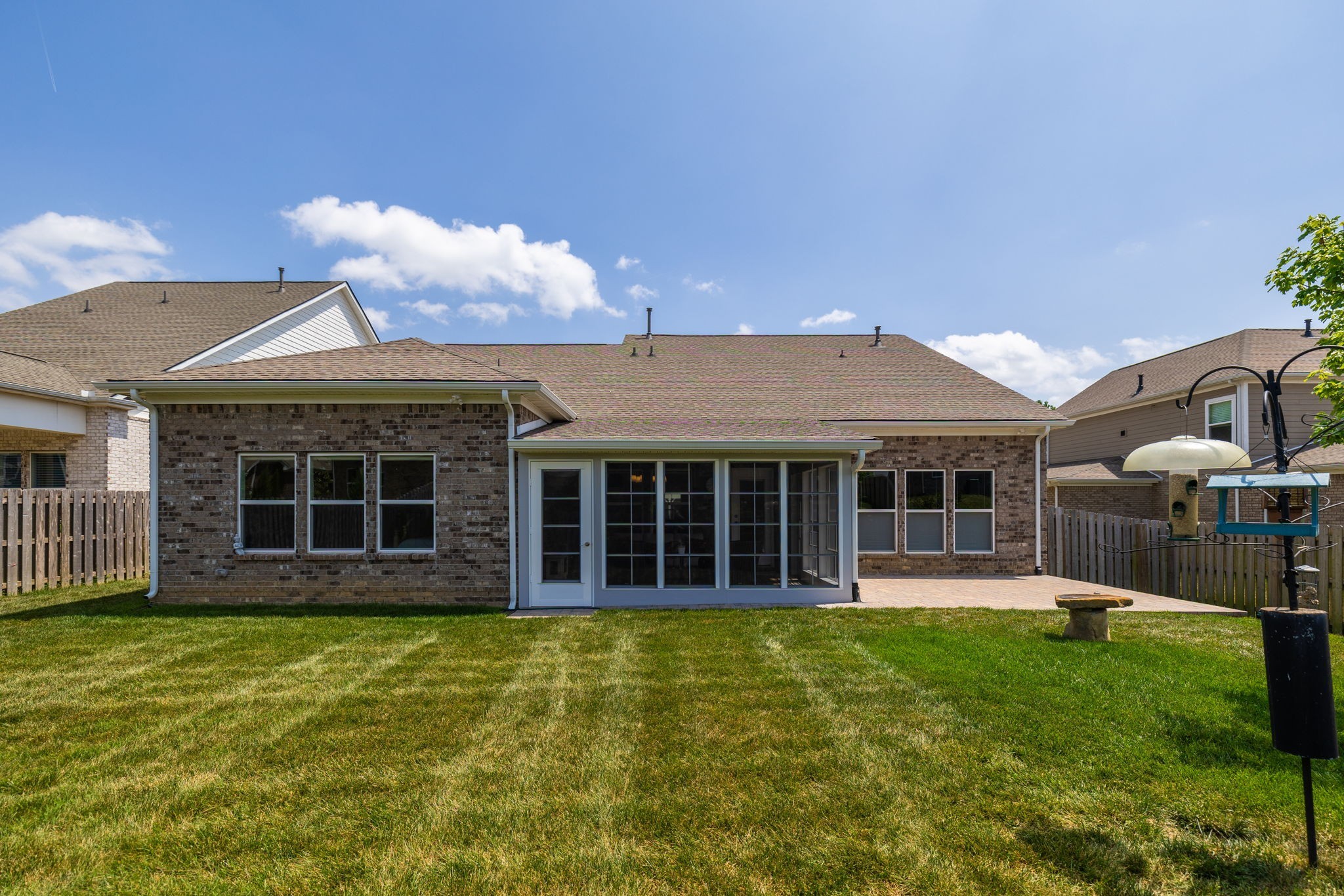 7409 Hemen Way