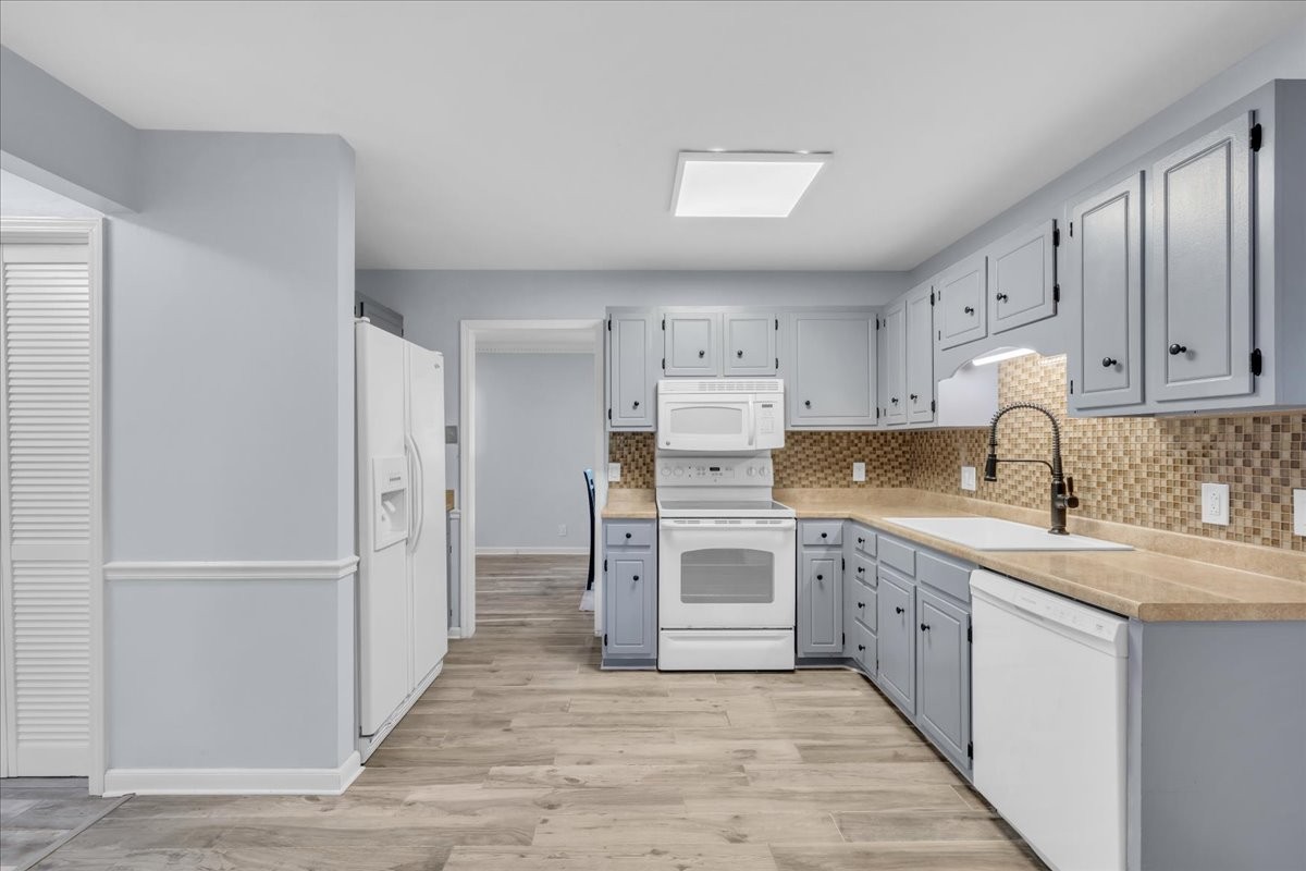 3313 Towne Ridge Dr
