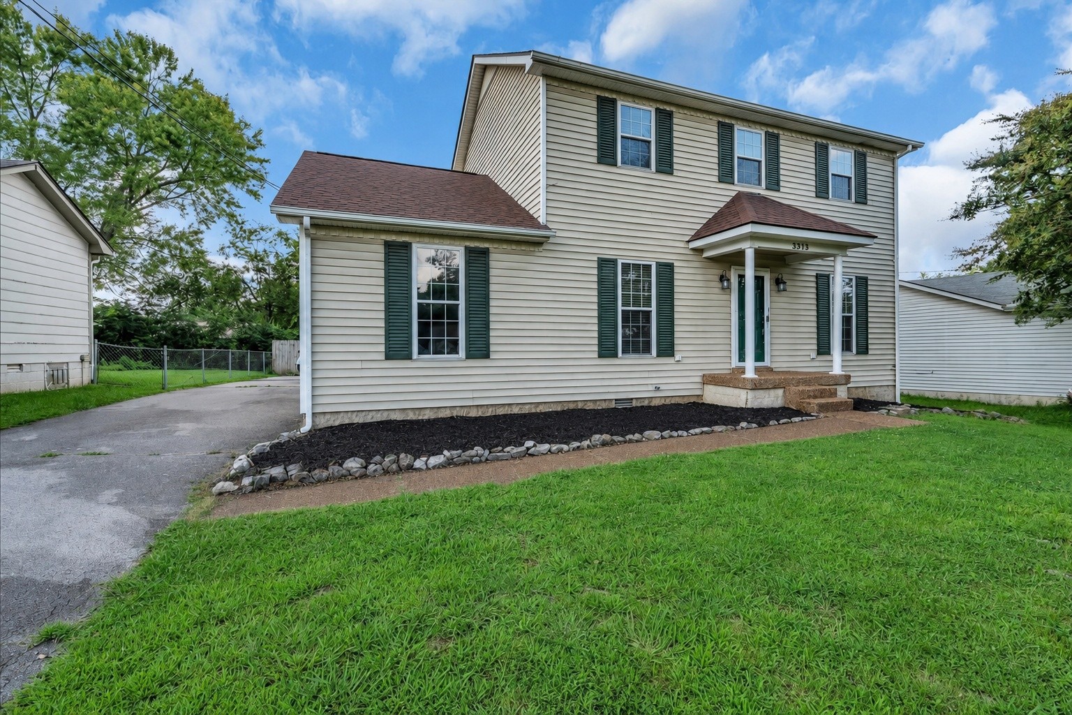 3313 Towne Ridge Dr