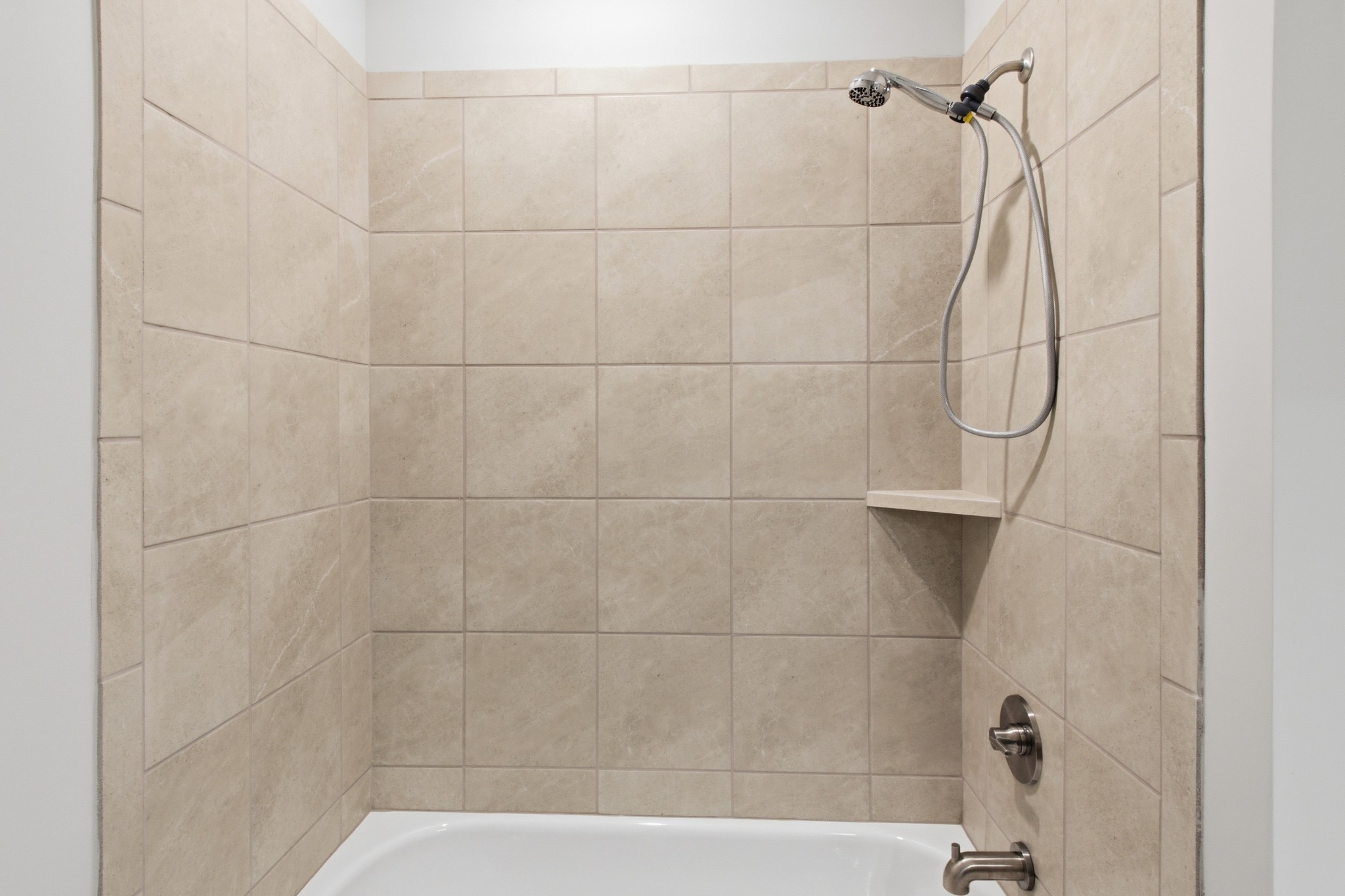 2089 Branford Pl Unit: 204