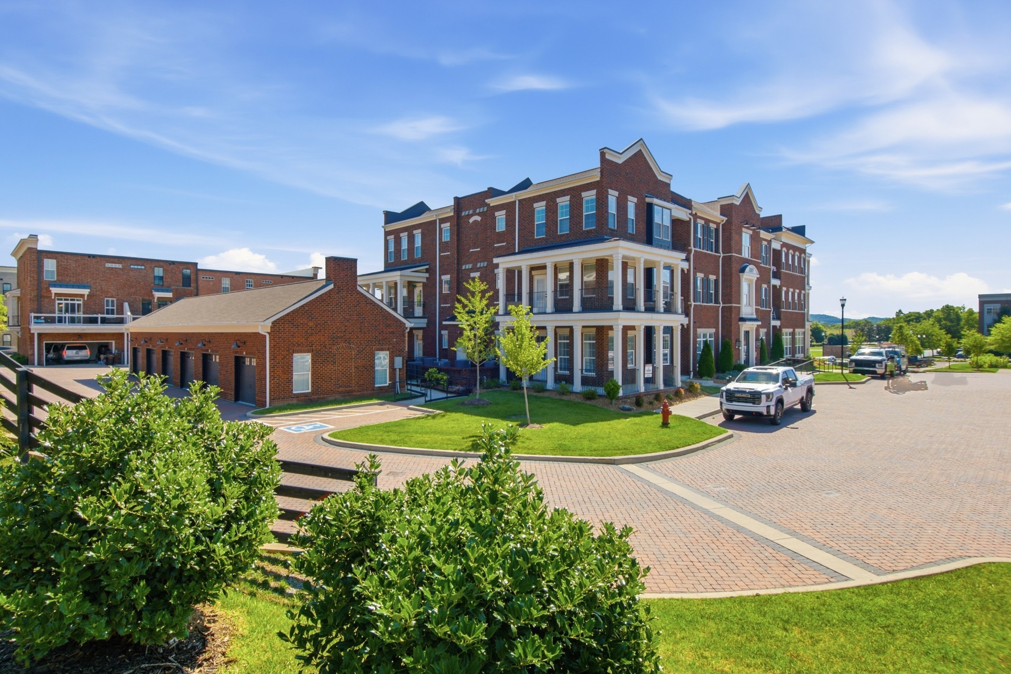 2089 Branford Pl Unit: 204