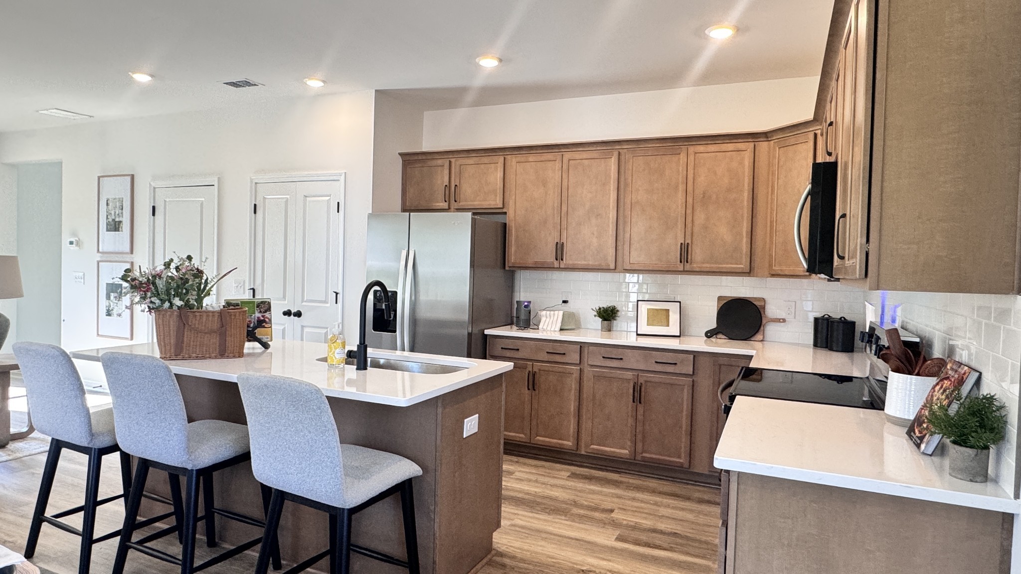 115 Jasper Way