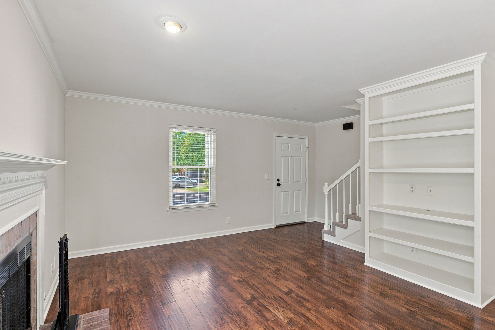 210 Yarmouth Ct