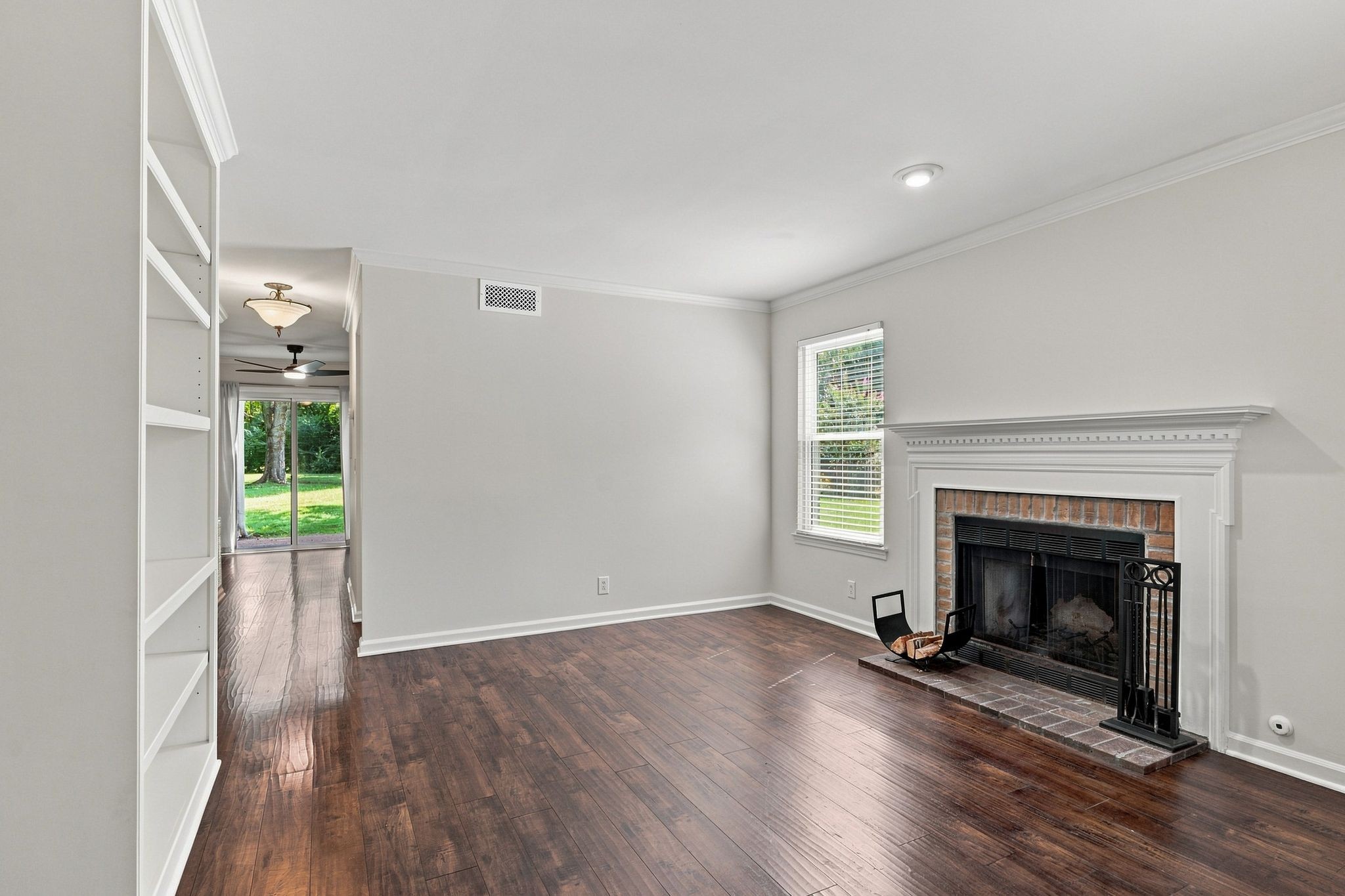 210 Yarmouth Ct