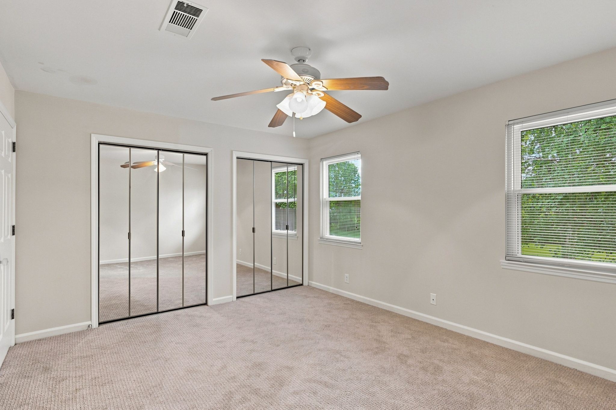 210 Yarmouth Ct
