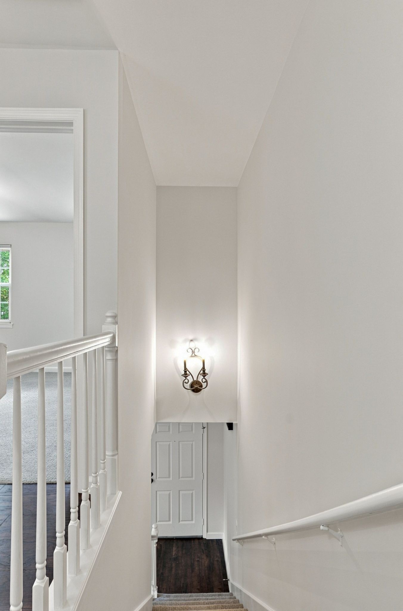 210 Yarmouth Ct