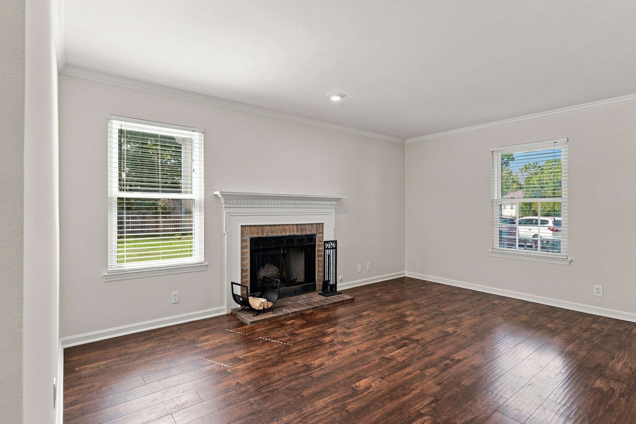 210 Yarmouth Ct