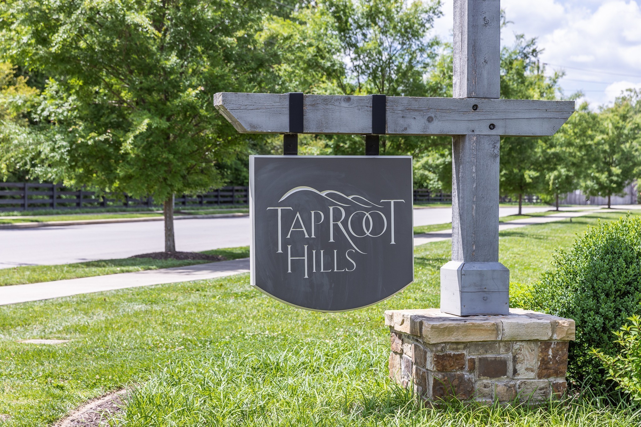 3056 Farmhouse Dr