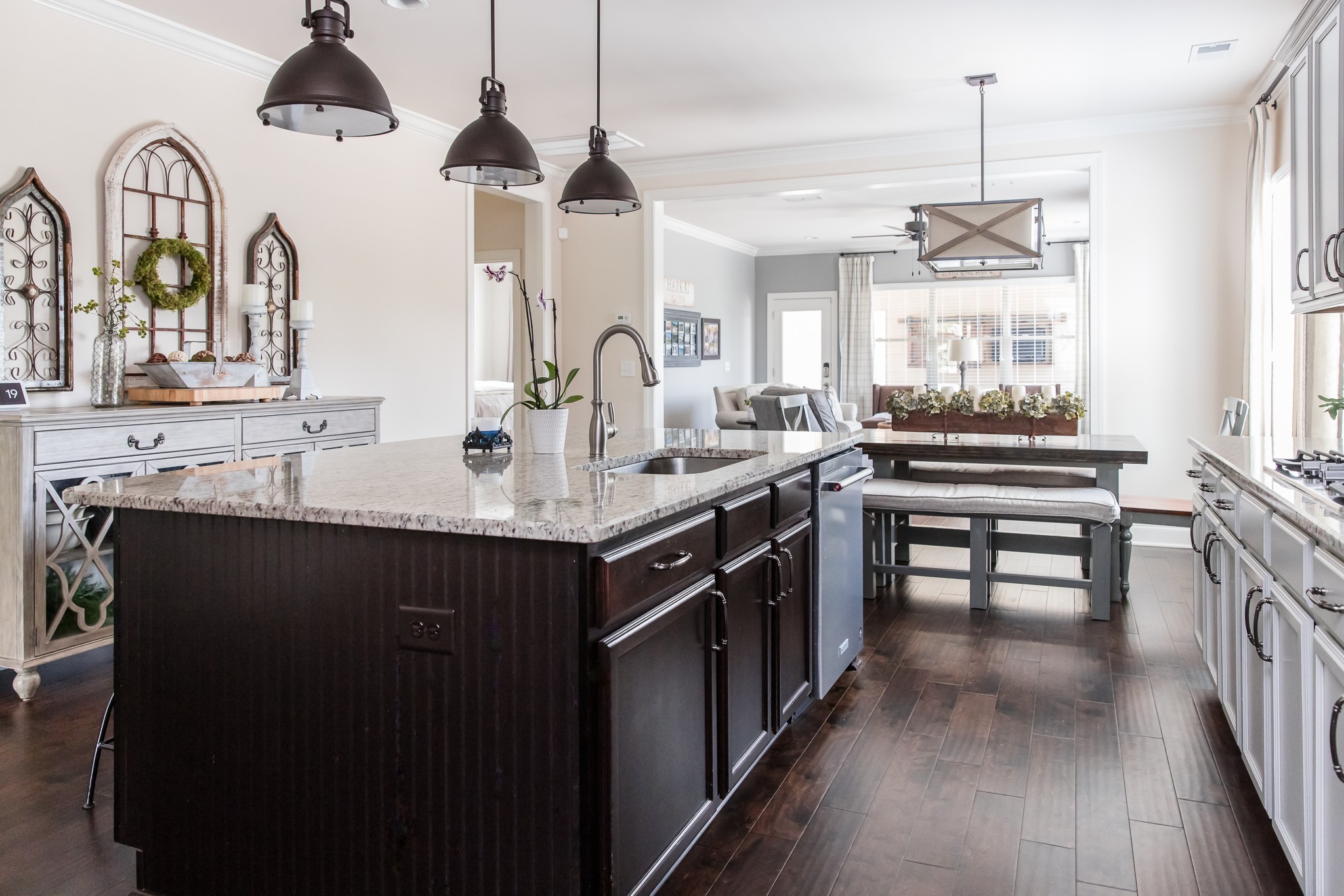 3056 Farmhouse Dr
