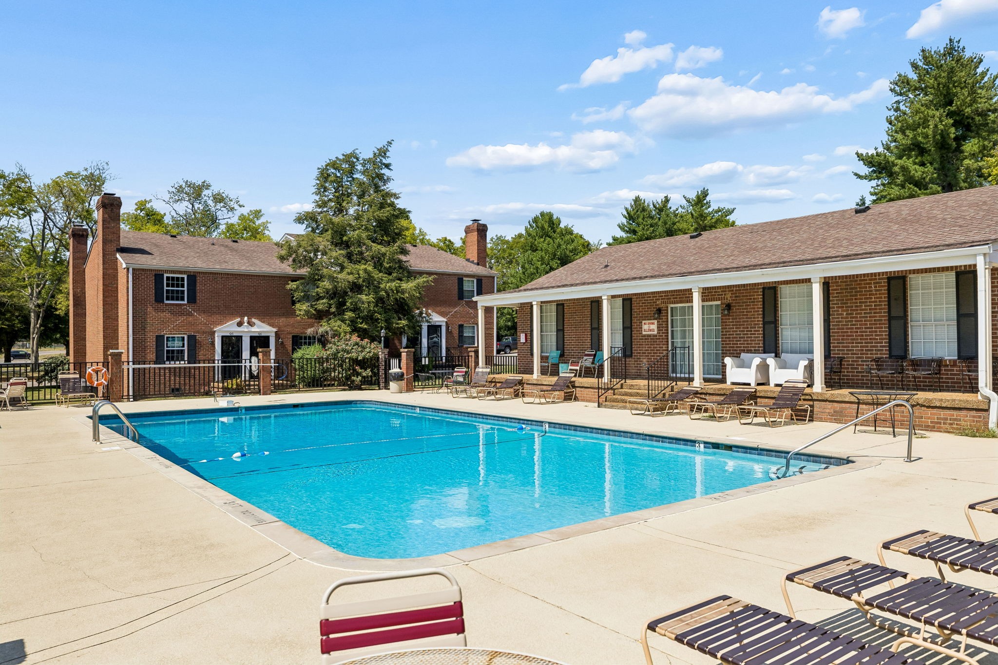 601 Boyd Mill Ave Unit: J7
