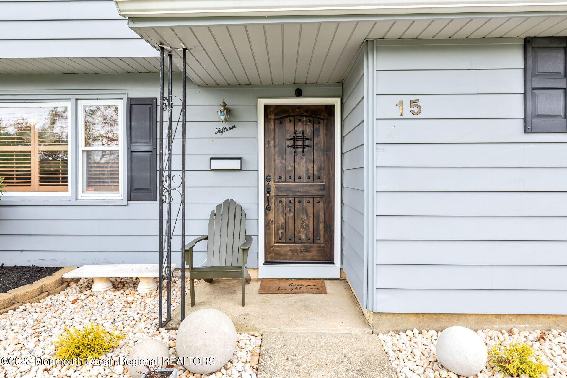 15 Galewood Drive
