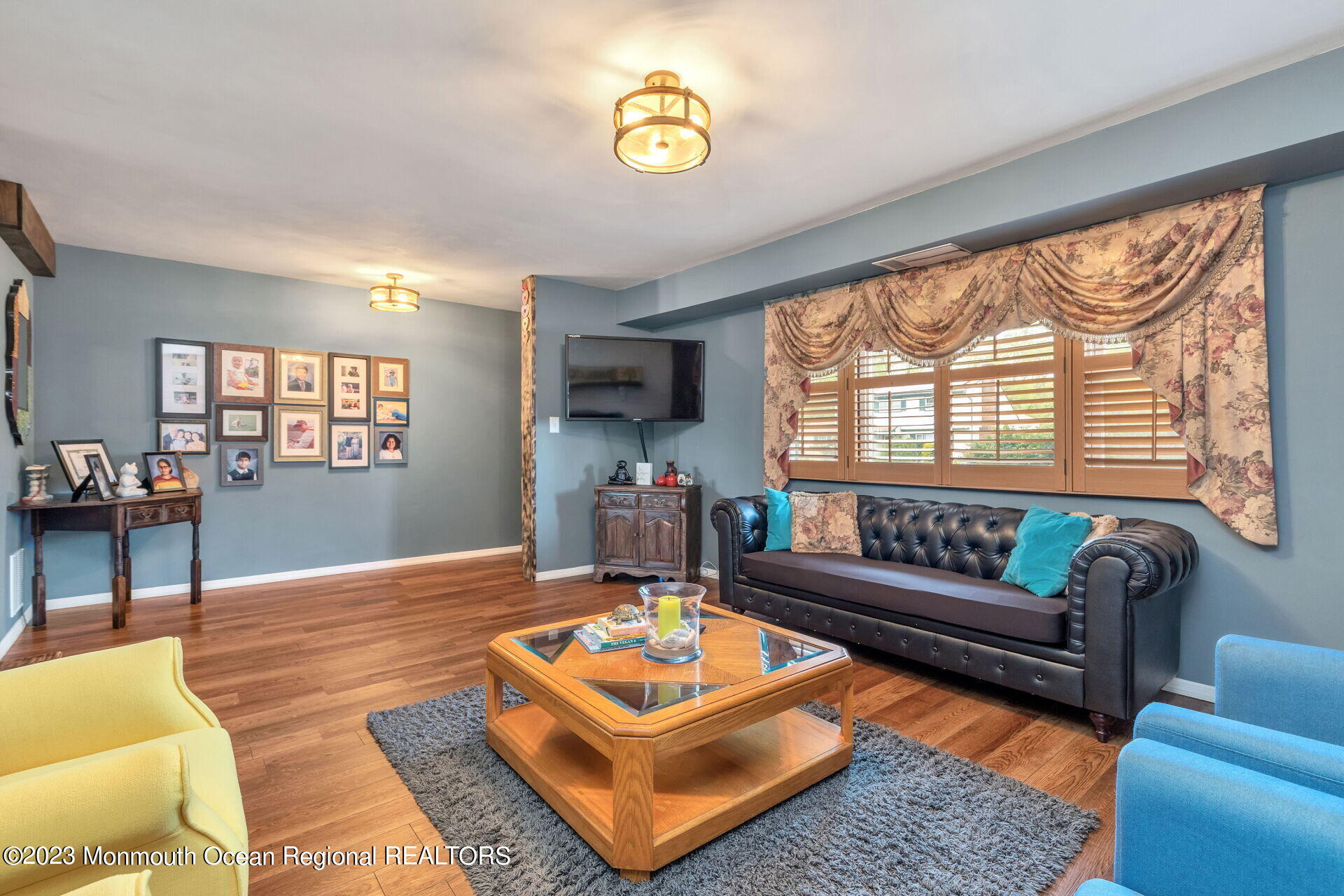 15 Galewood Drive