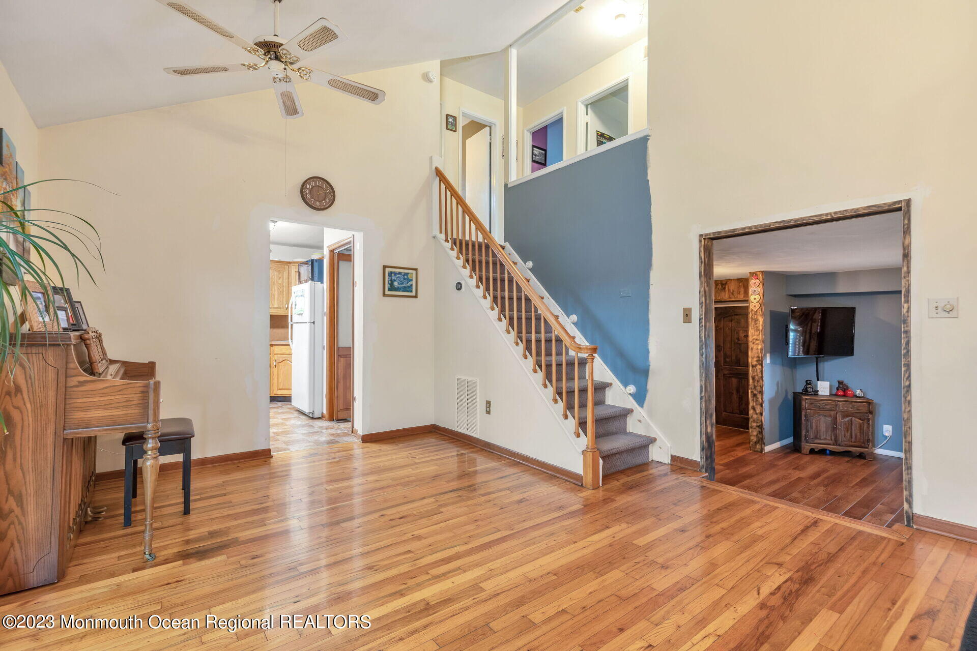 15 Galewood Drive