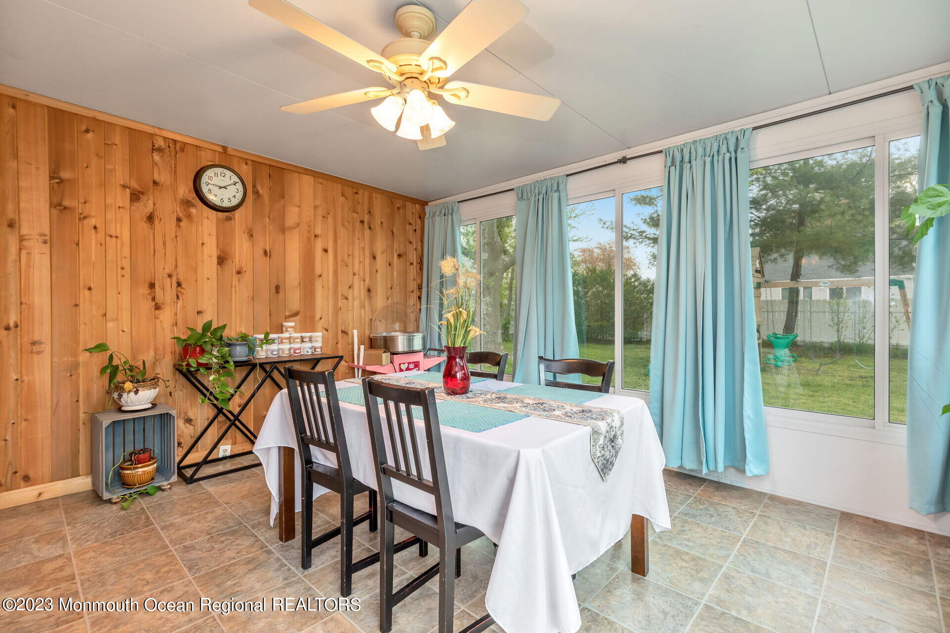 15 Galewood Drive