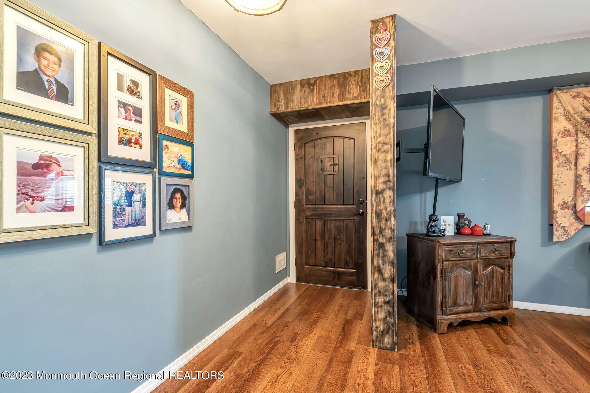 15 Galewood Drive