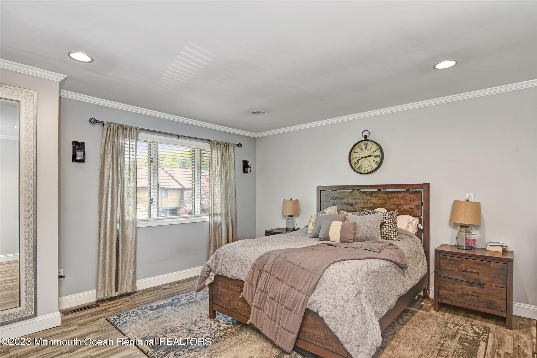 231 Grant Avenue, #6
