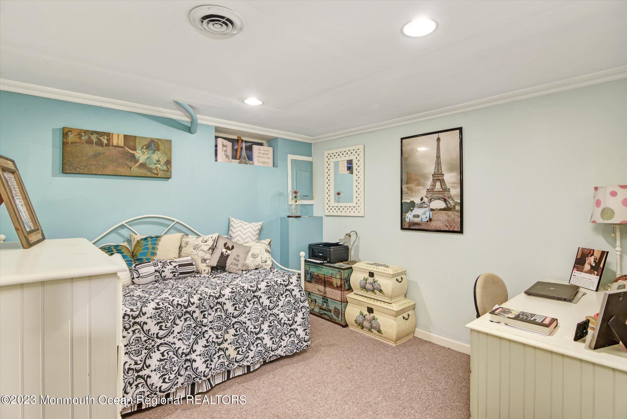 231 Grant Avenue, #6
