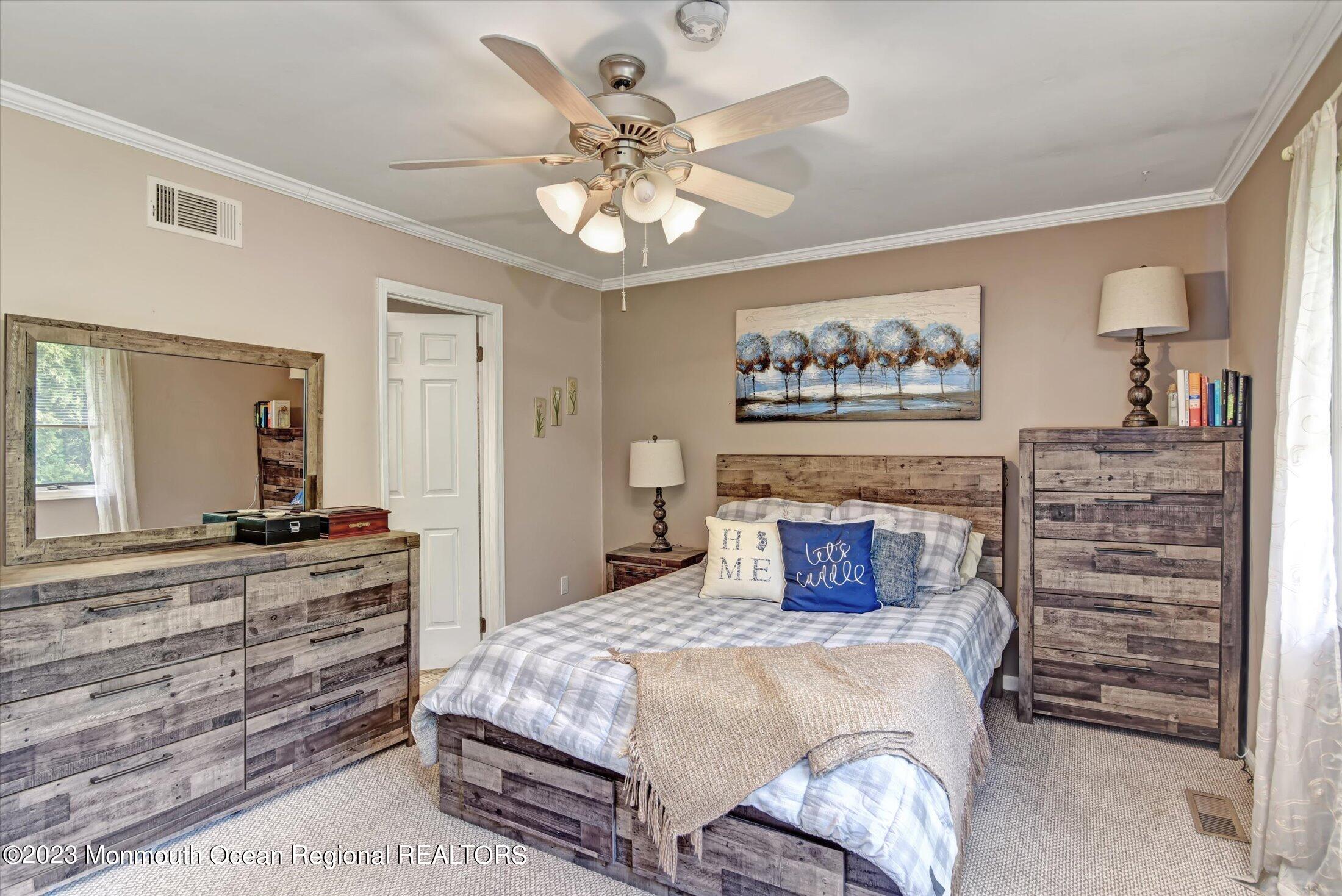 231 Grant Avenue, #6