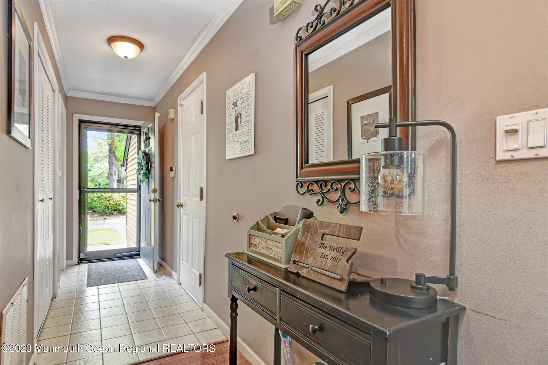 231 Grant Avenue, #6