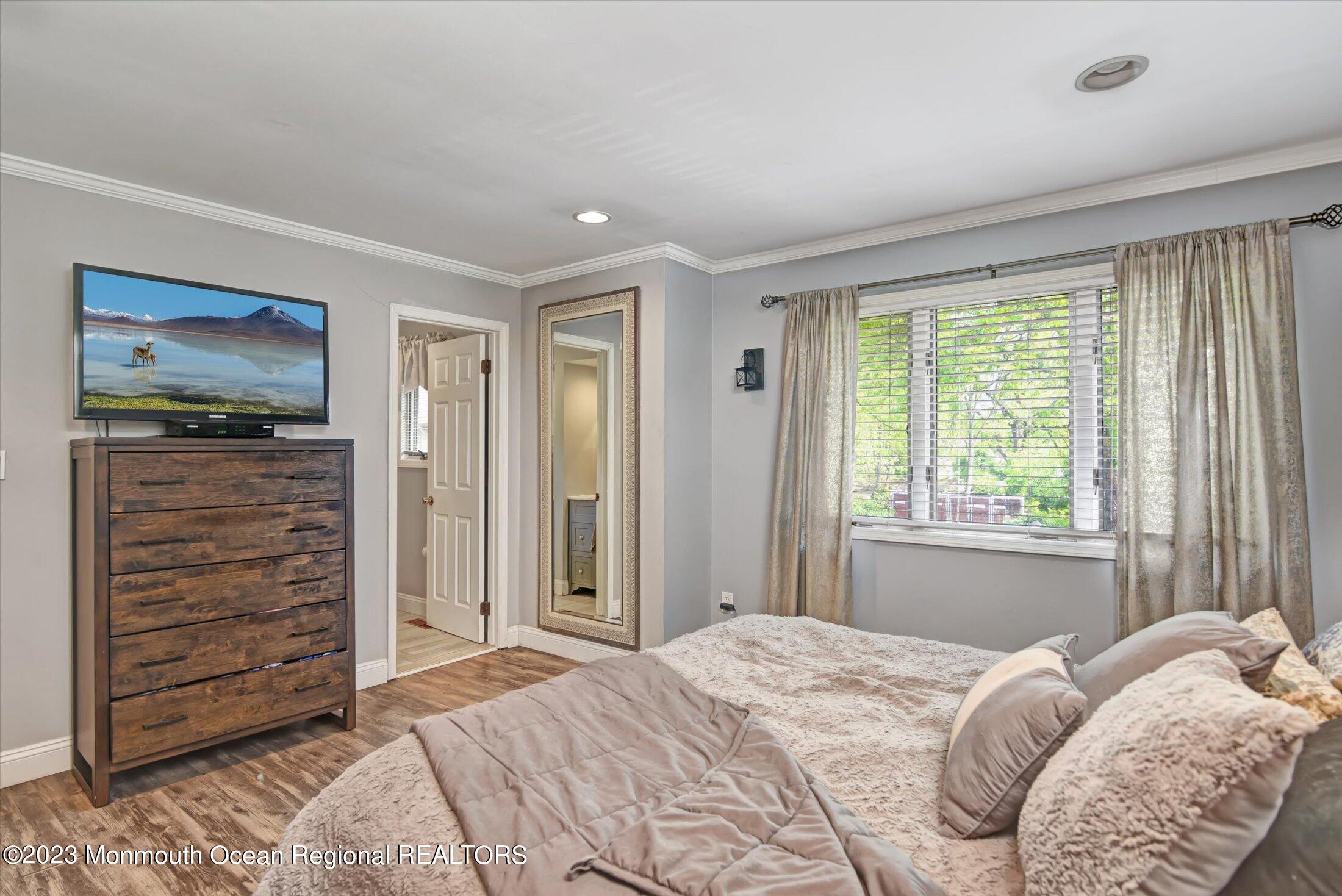 231 Grant Avenue, #6