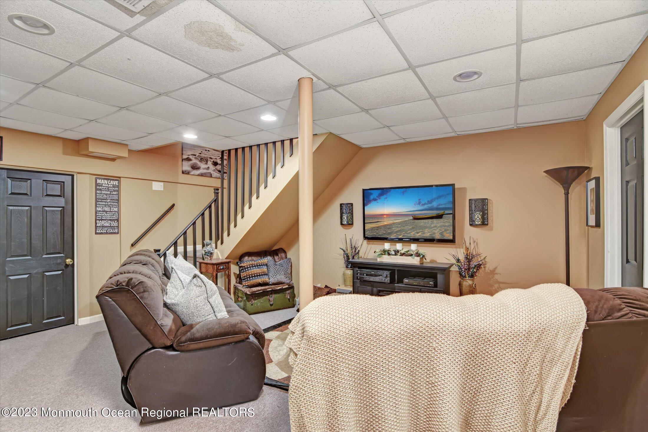 231 Grant Avenue, #6