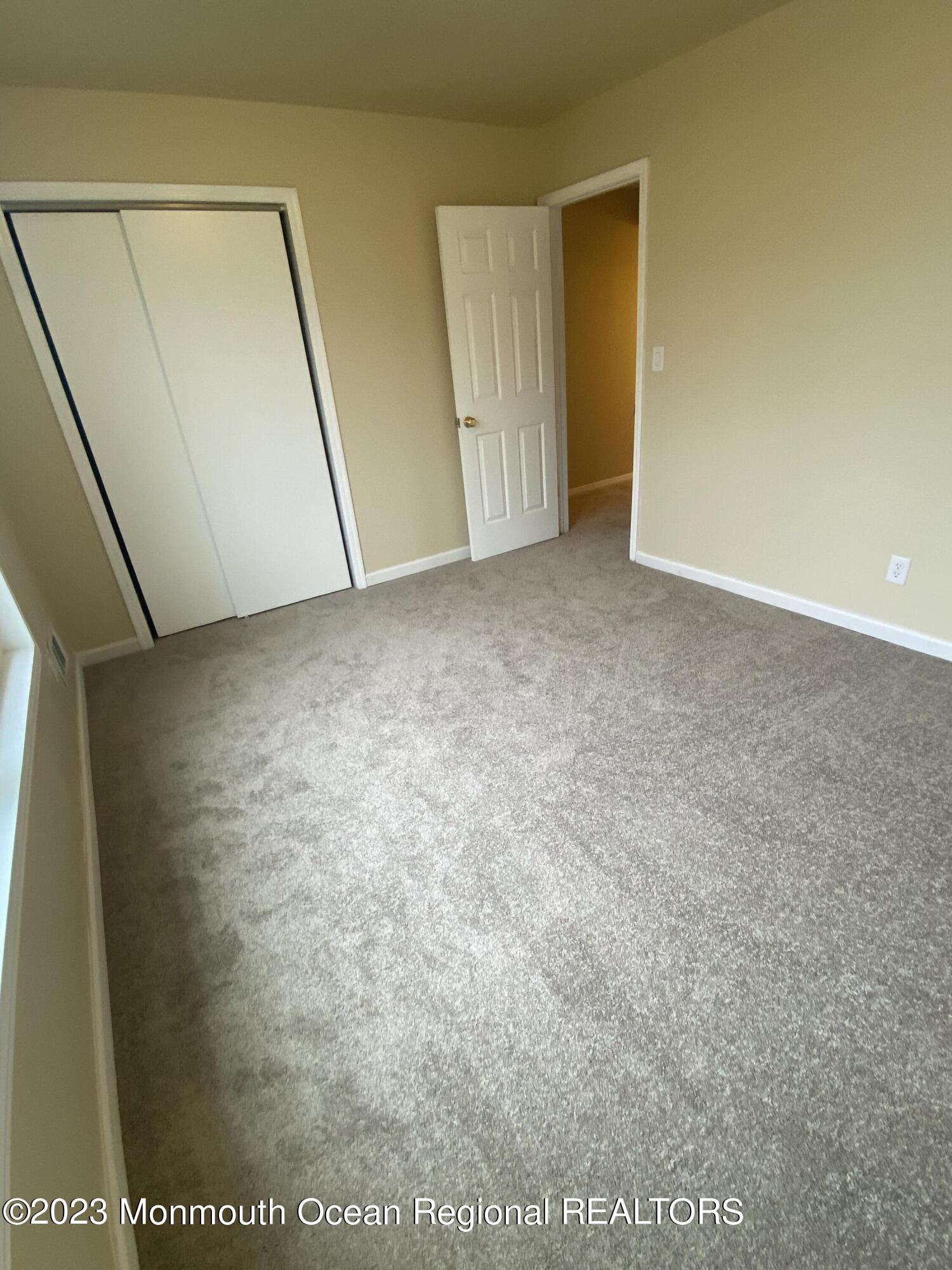35 Beachway Avenue, 9