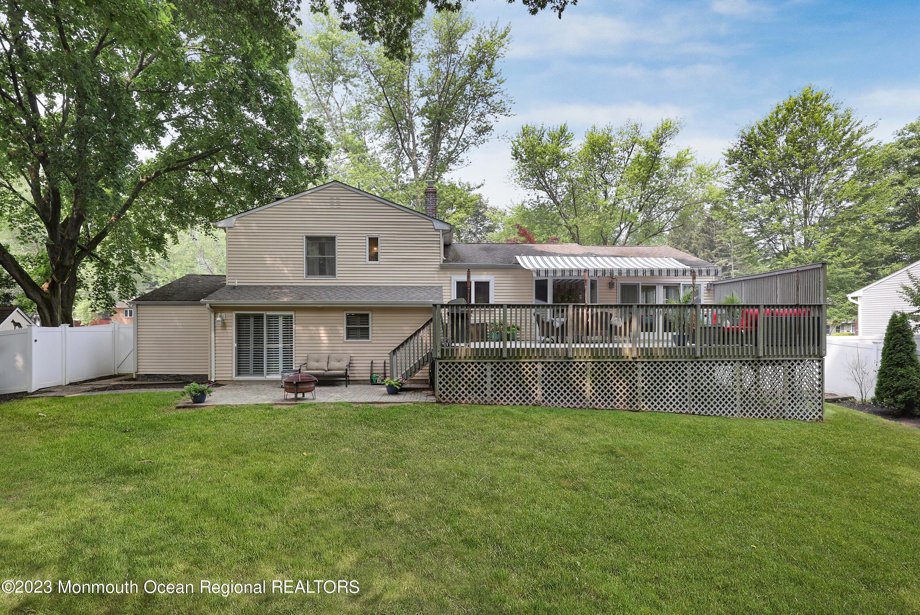 113 Apple Blossom Lane