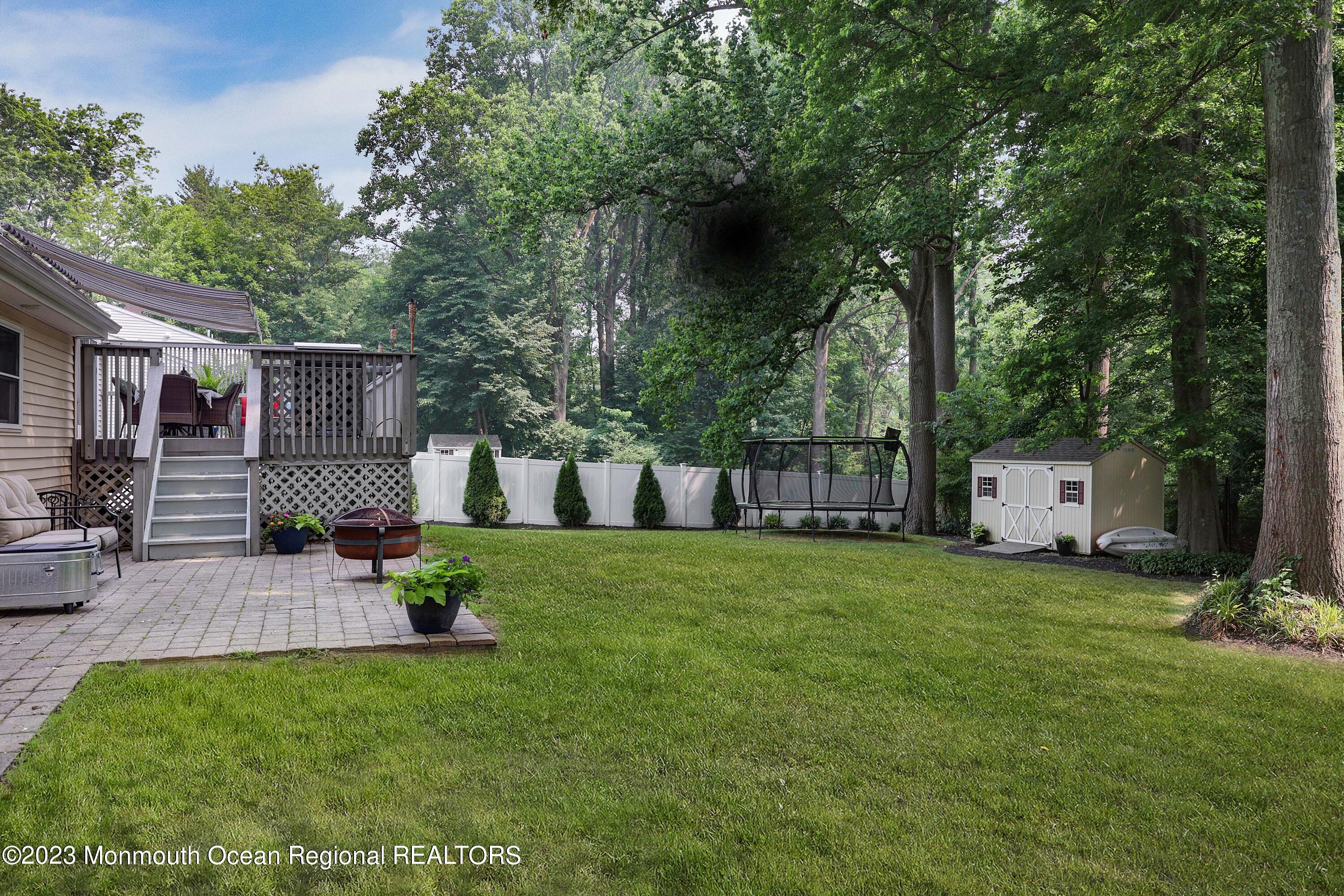 113 Apple Blossom Lane