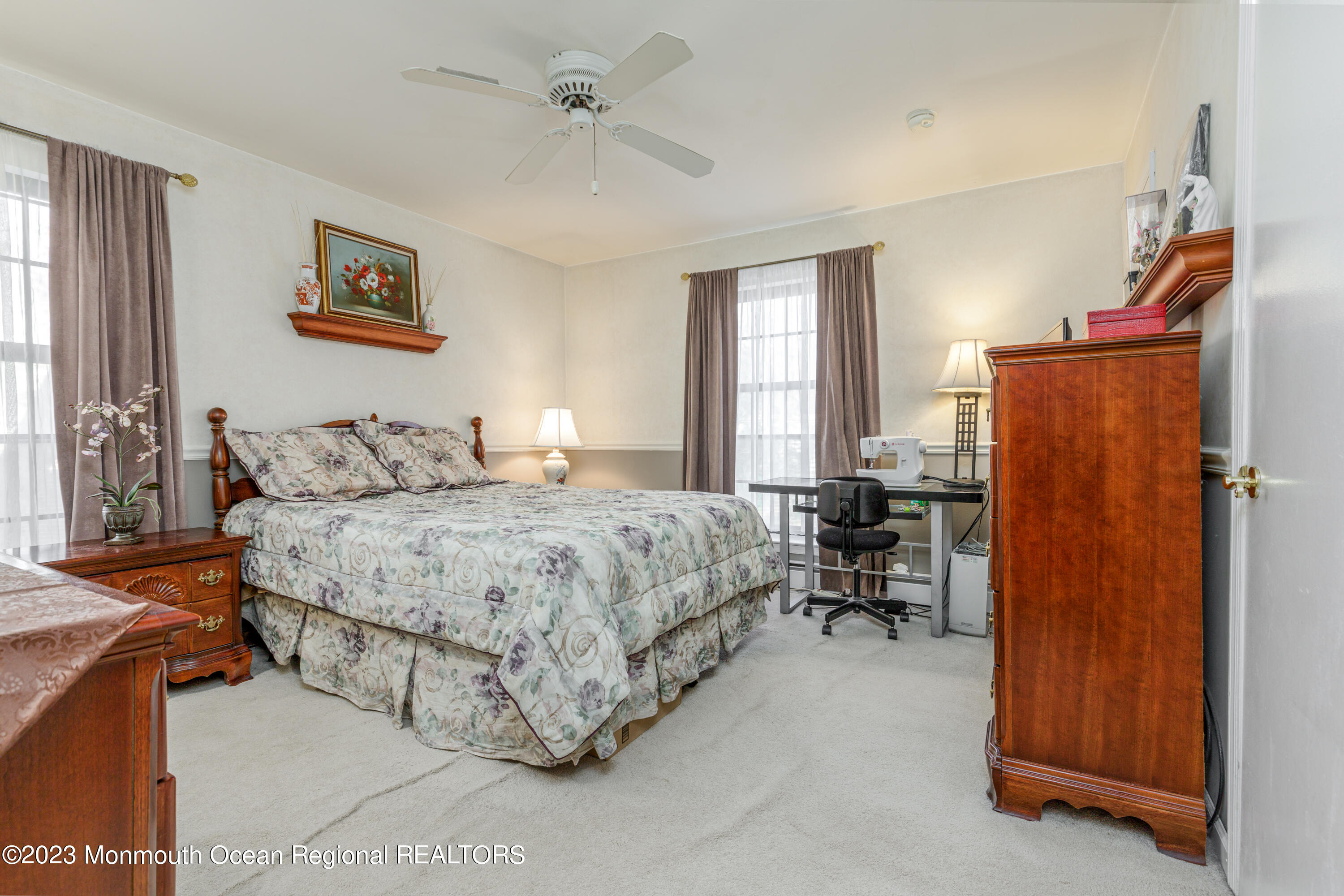 323 Gills Lane, 12E